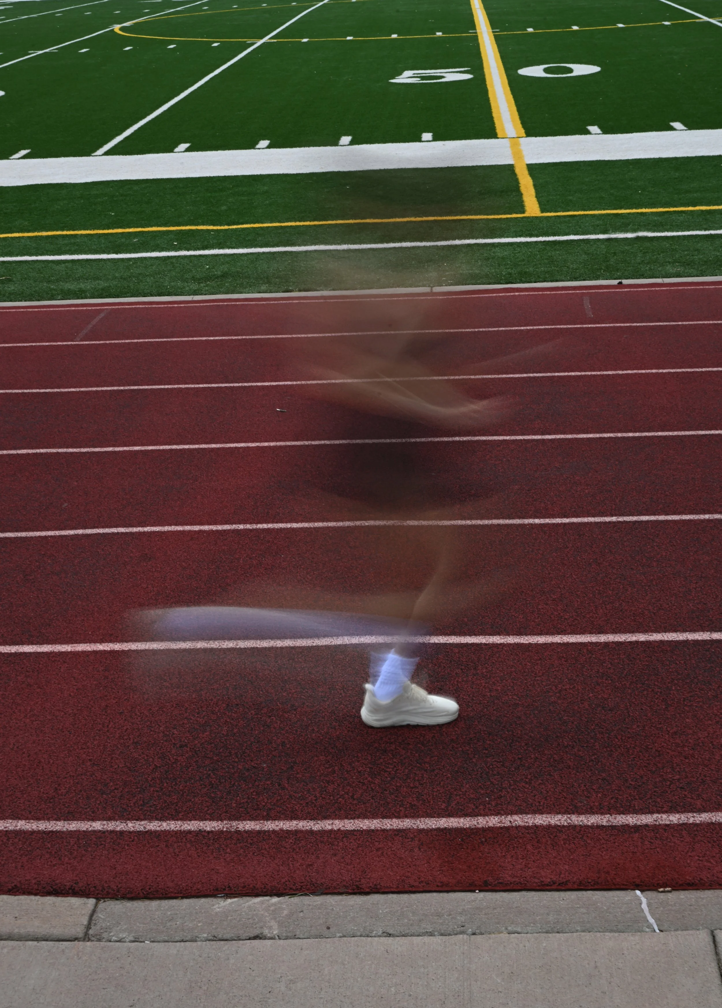 Runher Track Motion_2.jpg