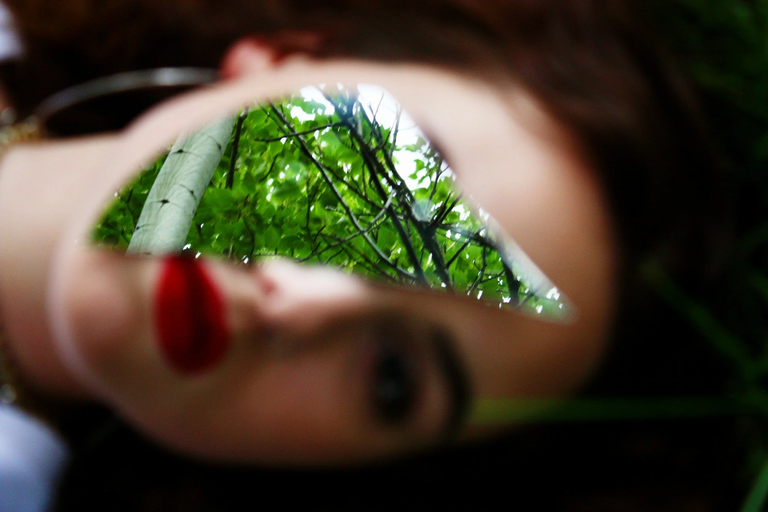 Short Story: The Mirror of Lost Fates.