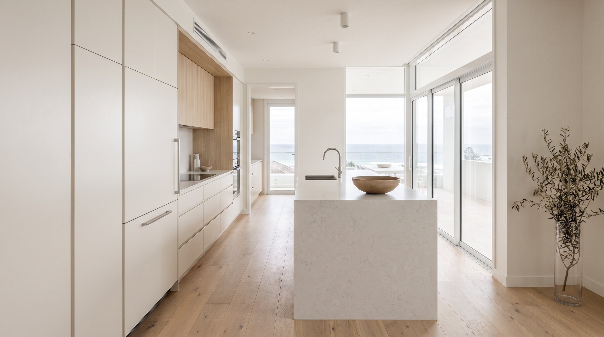 Luxury Kitchens in Cronulla: Bespoke Cabinetry for Beachside and Waterfront Homes