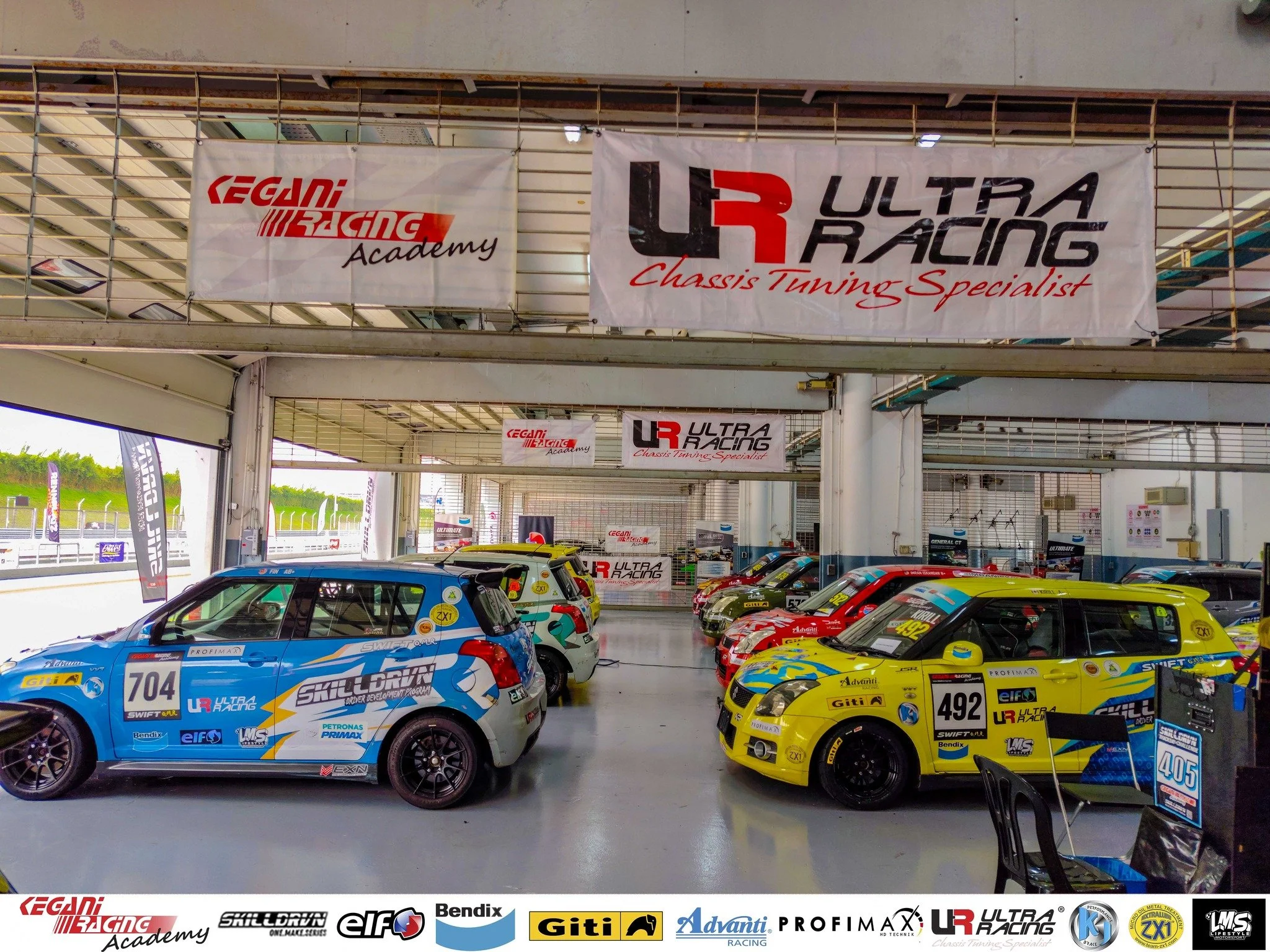 Round 5 wrapped up the season with pure action from start to finish ~
Door-to-door battles, bold overtakes, and smart strategy calls that kept everyone on edge. 🔥
A finale that truly captured what SKILLDRVN OMR is all about : skill, discipline, and 