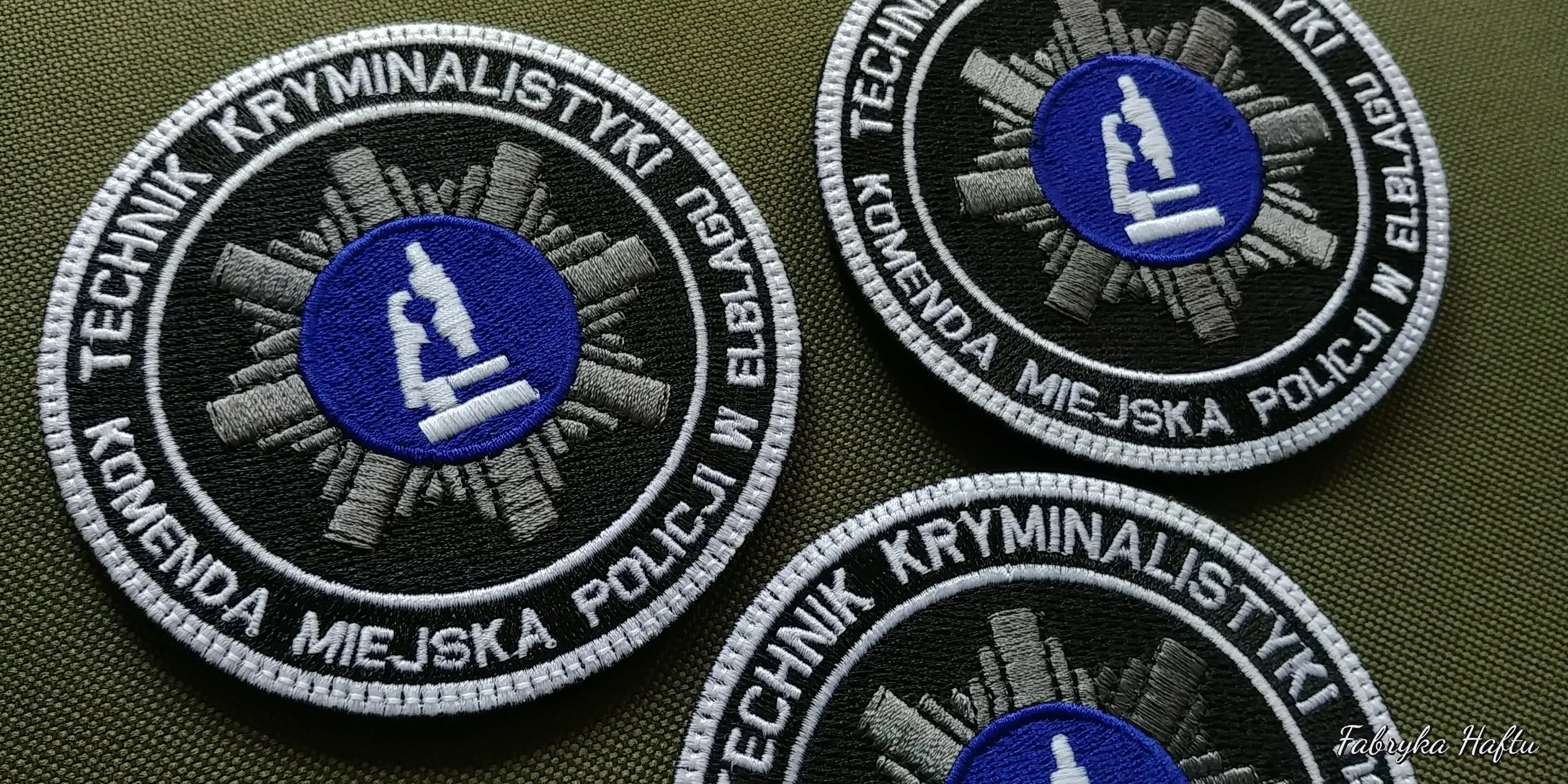 Haftowane naszywki Technik Kryminalistyki Komendy Miejskiej Policji w Elblągu – Fabryka Haftu Ełk