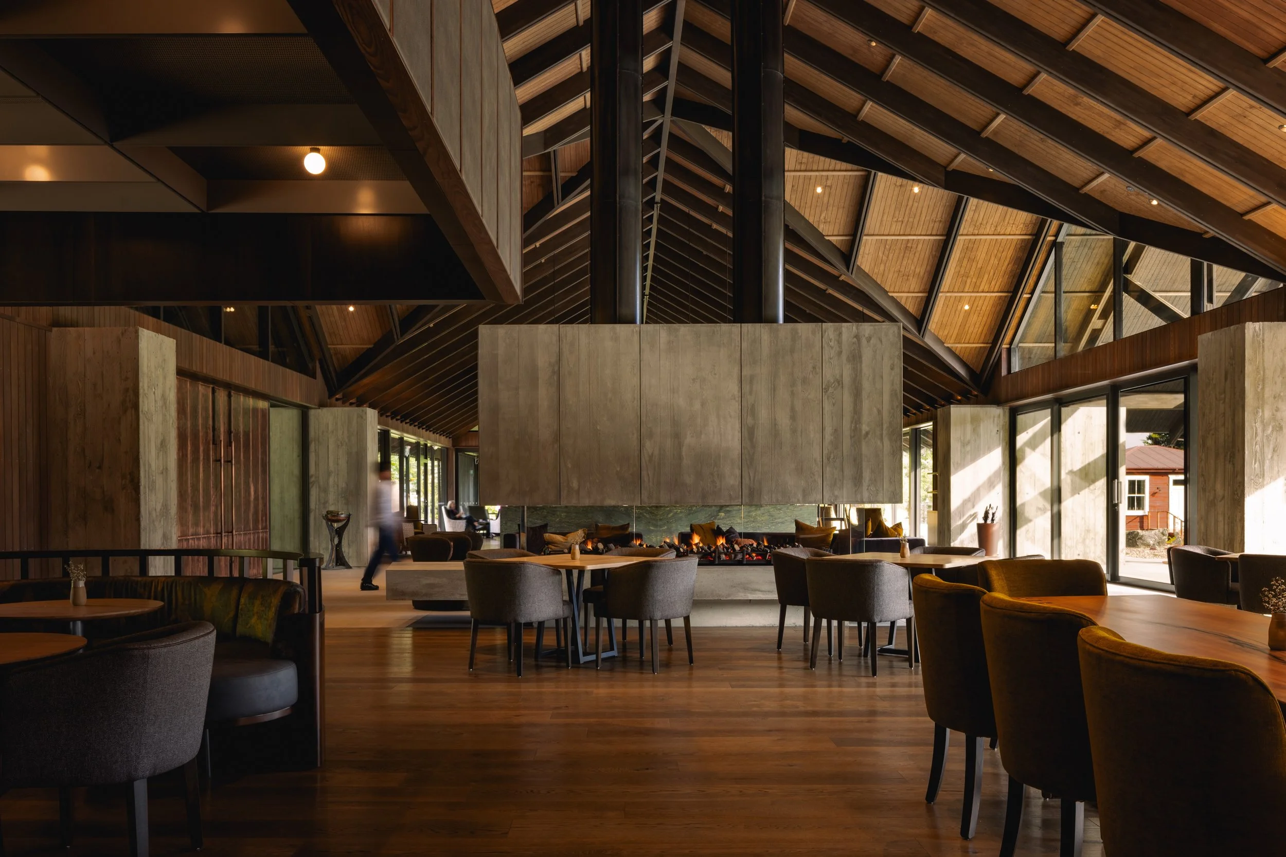 diningroom (1).jpg