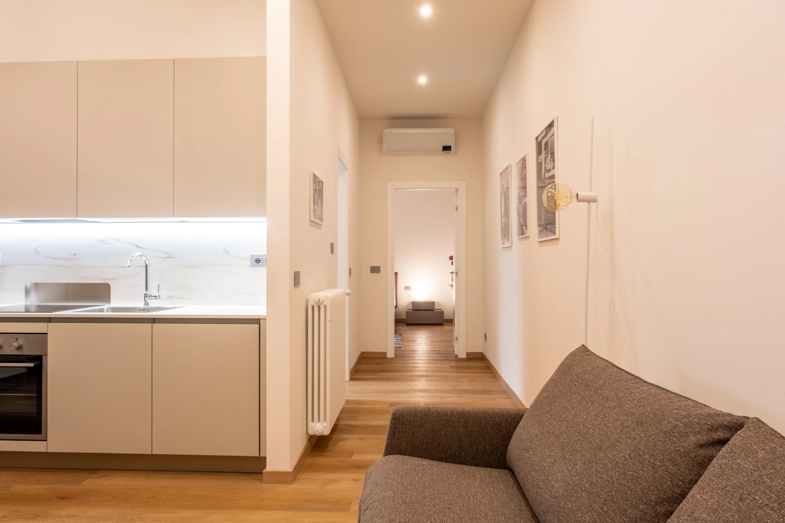 Appartamento con ampio soggiorno, cucina, bagno e camera matrimoniale