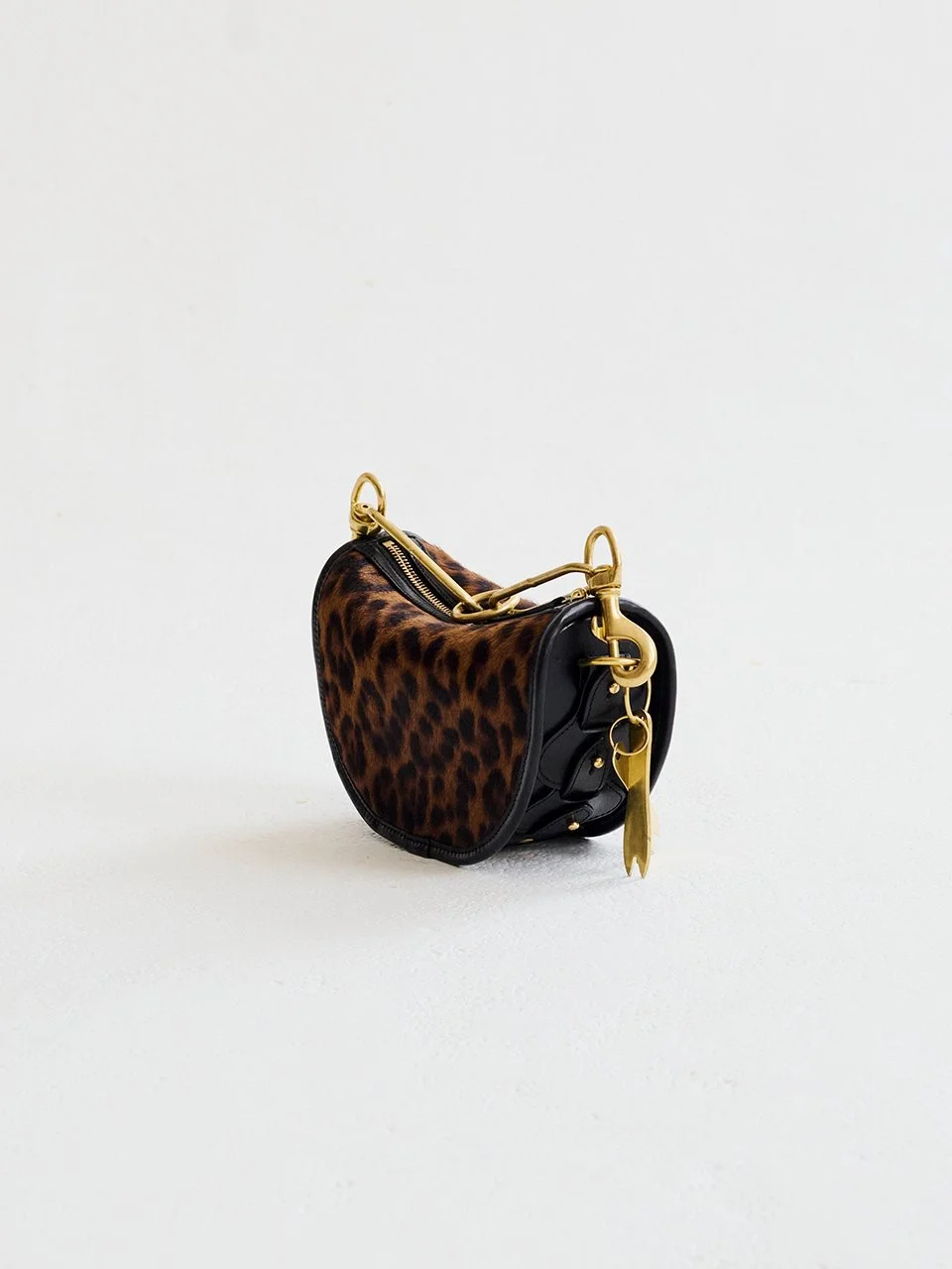 NIGEL SMALL GRAB LEOPARD 04.jpg