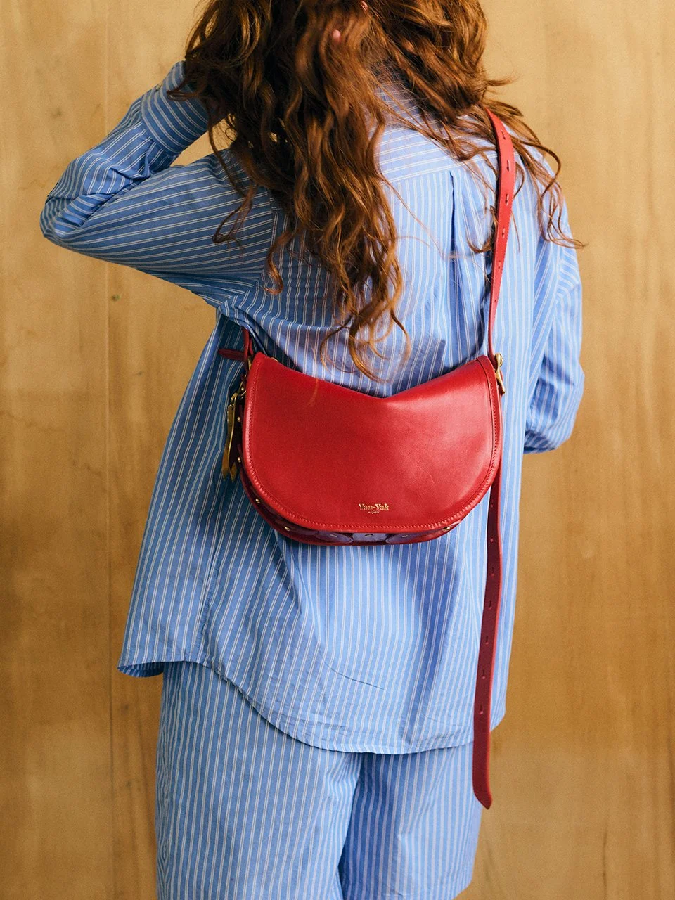 MAGGIE CROSSBODY — Red