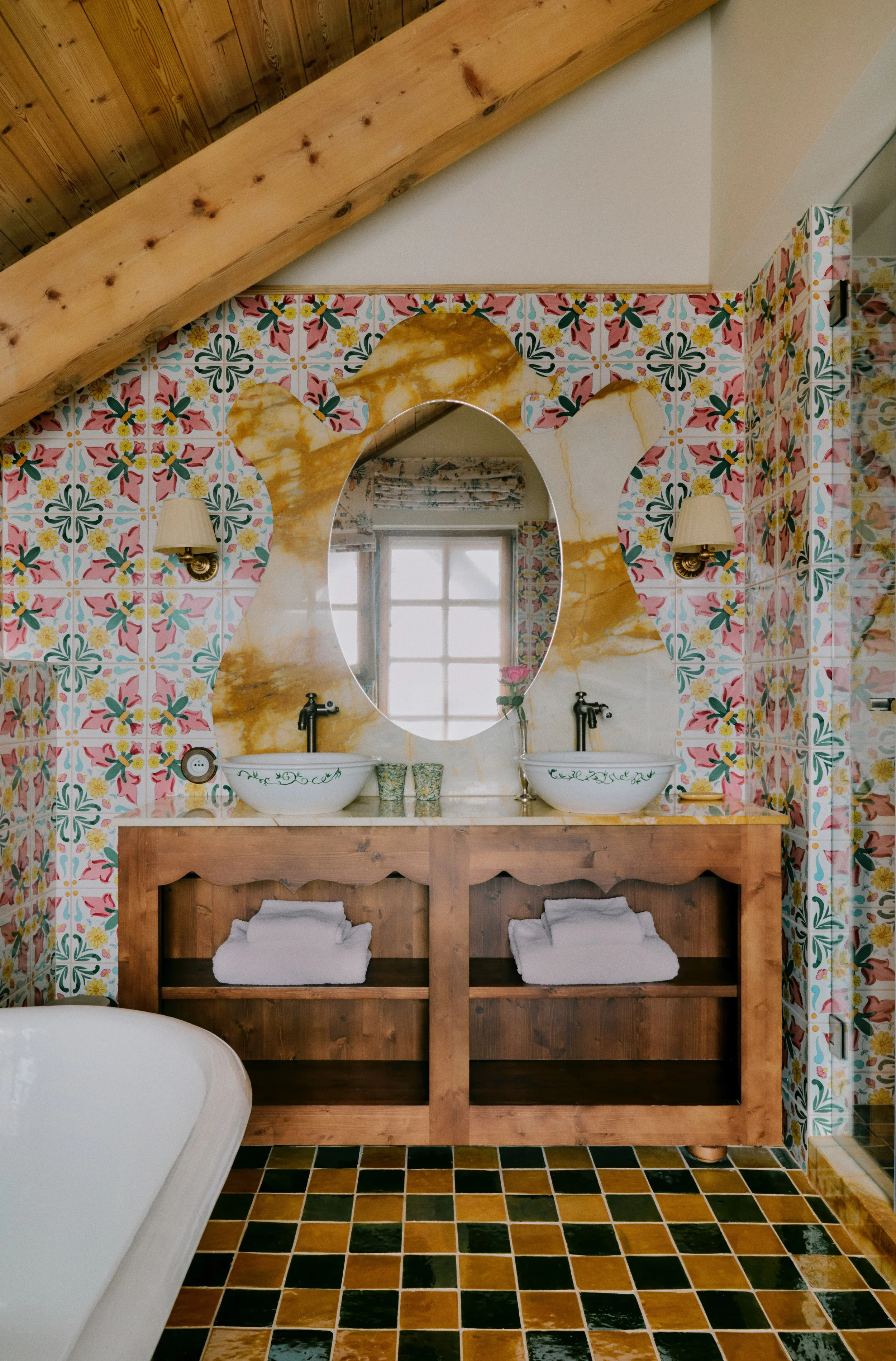 SUITE PRESTIGE JACQUES_SAINTGEORGE_1020250030 1_SUITE PRESTIGE JACQUES 2C@StefanGifthaller.jpg