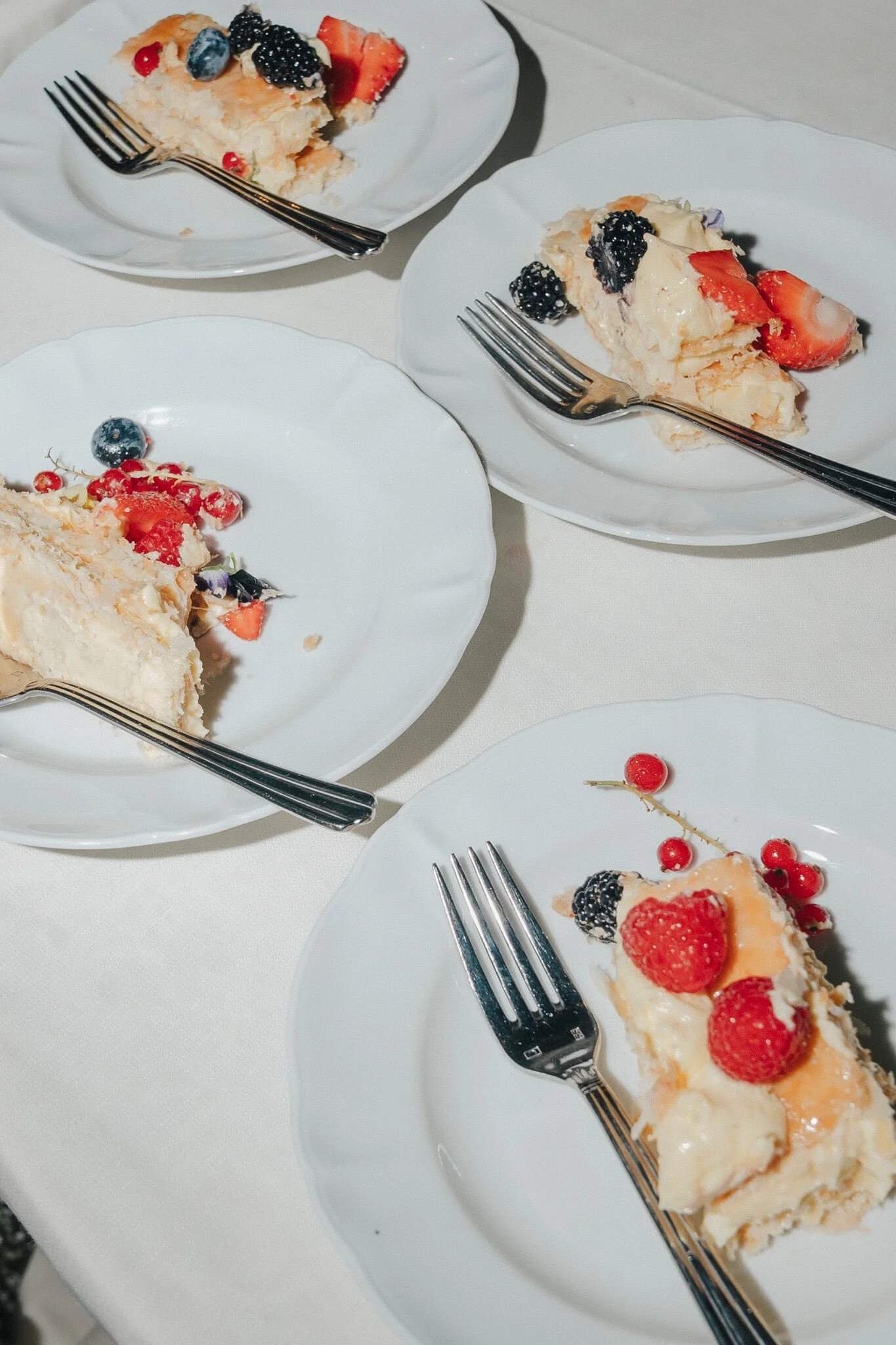 Wedding cake slices served at destination wedding in Lake Como, Italy