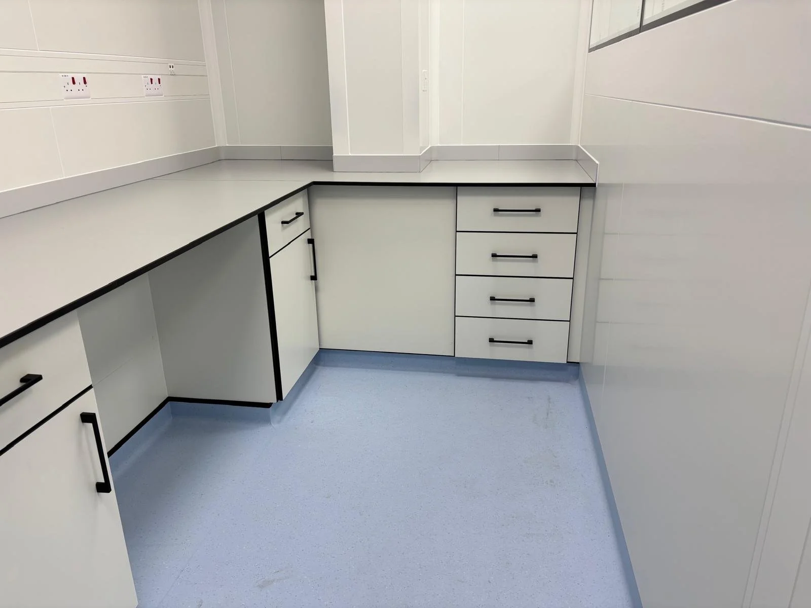 WhatsApp Image 2025-03-11 at 16.52.17 (8).jpeg