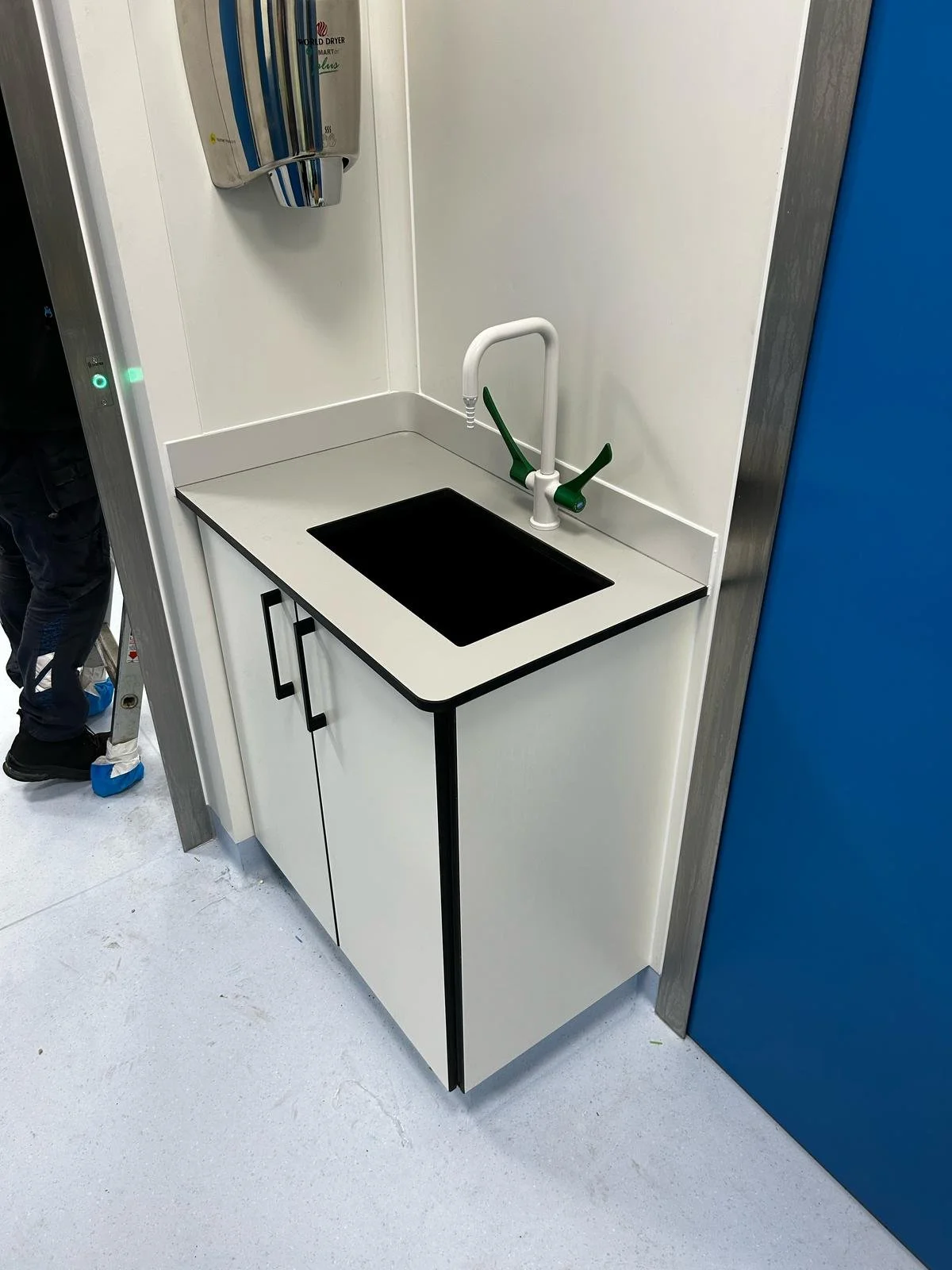 WhatsApp Image 2025-02-10 at 09.04.24.jpeg