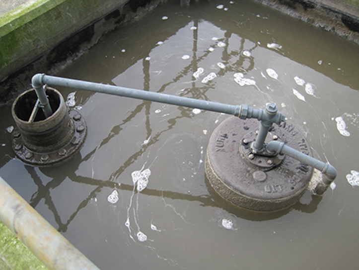 Distributors – Syphons