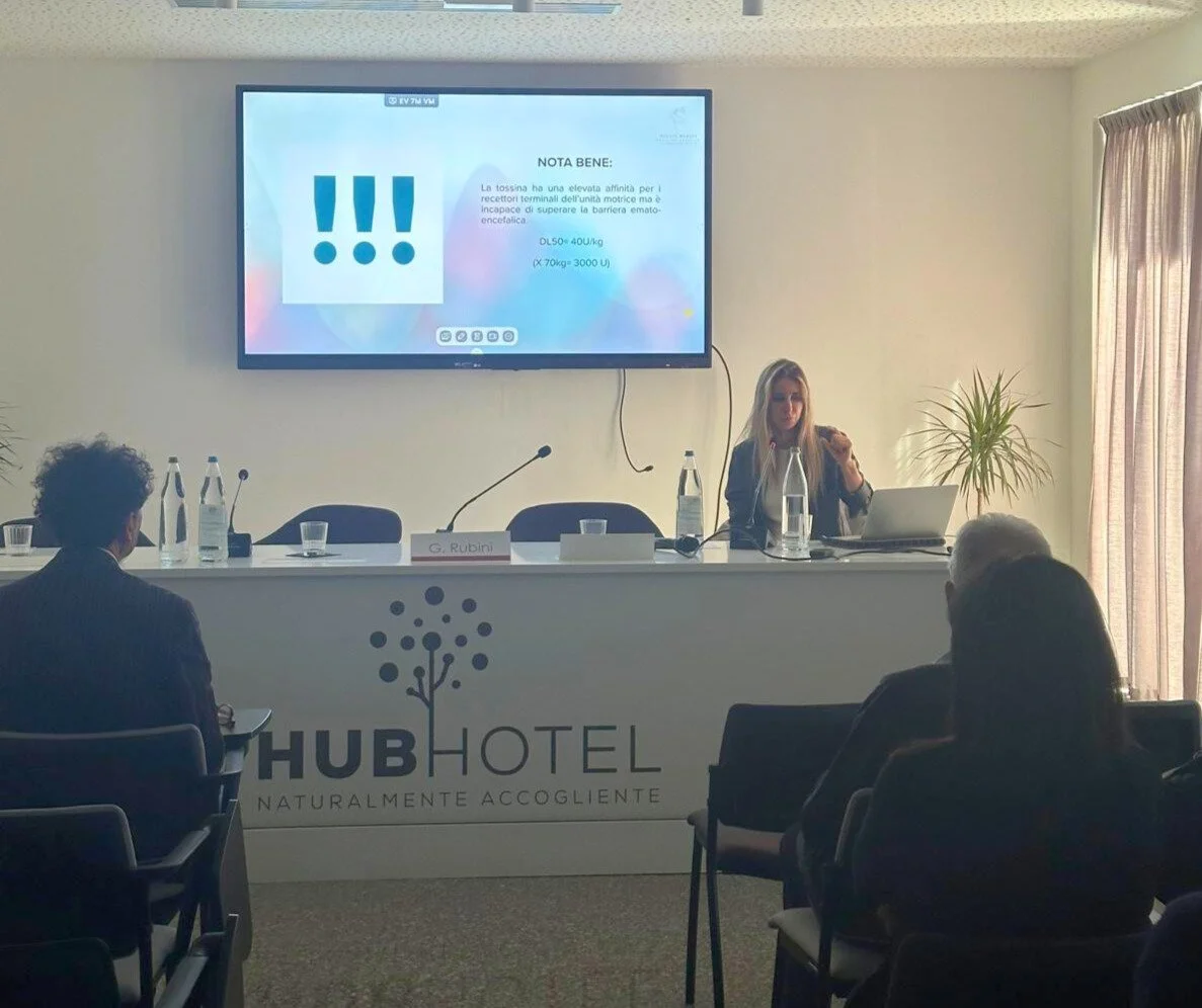 Corso di gruppo teorico-pratico sui filler dermici tenuto dalla Dott.ssa Giulia Rubini per studi odontoiatrici