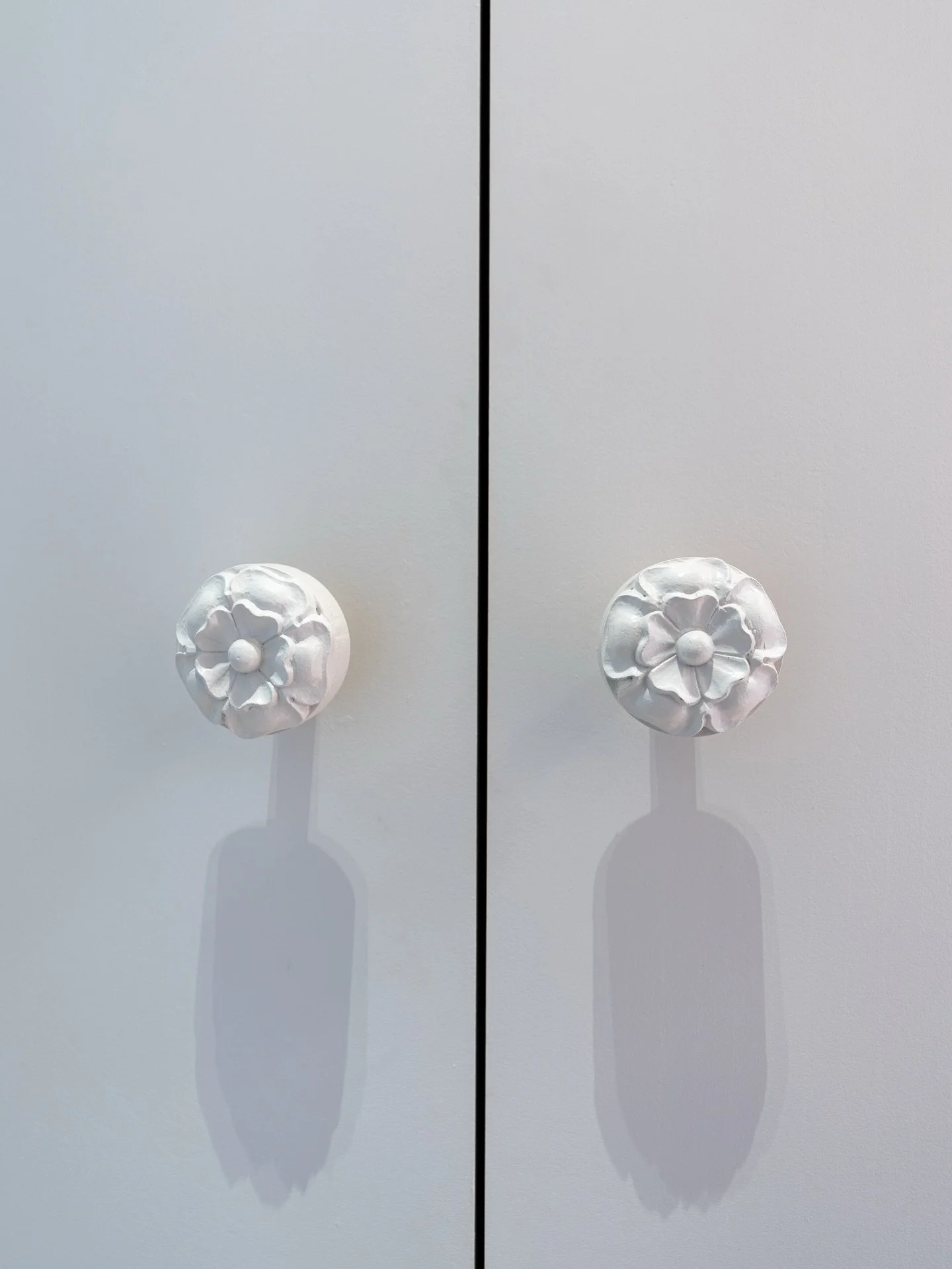 A subtle statement &mdash; refined white details that blend craftsmanship with timeless design.

@mm_architects_aus