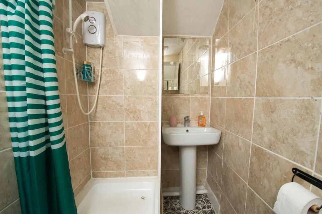 WhatsApp Image 2026-04-01 at 16.01.33 (2).jpeg