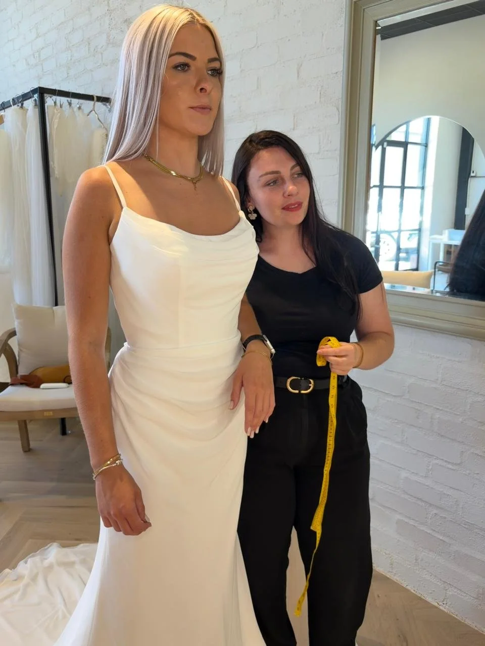 A Great Bridal Boutique in 7 Steps: What Every Bride Deserves When Choosing Her Wedding Dress