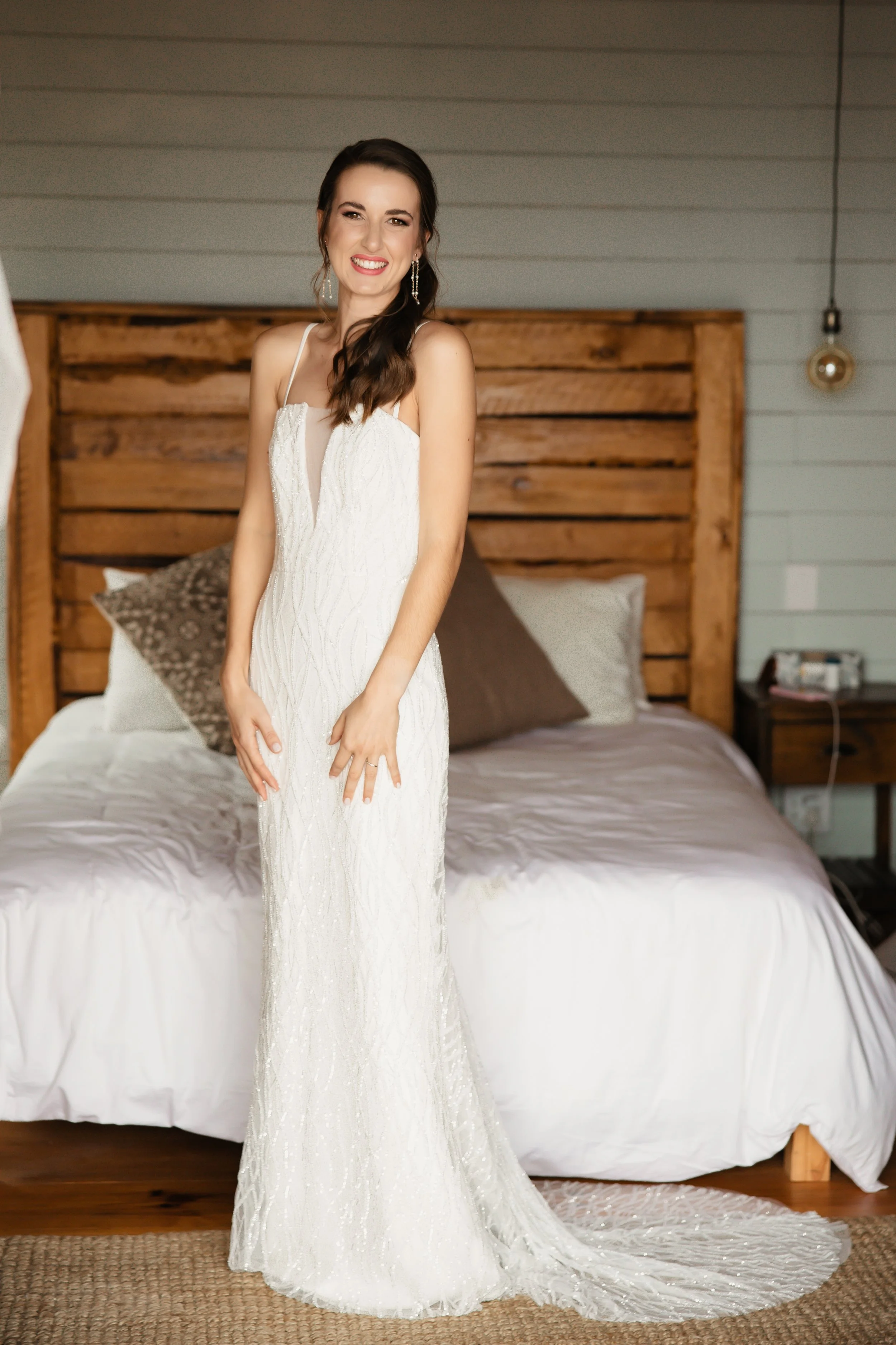E&M_bridegettingready-119.JPG