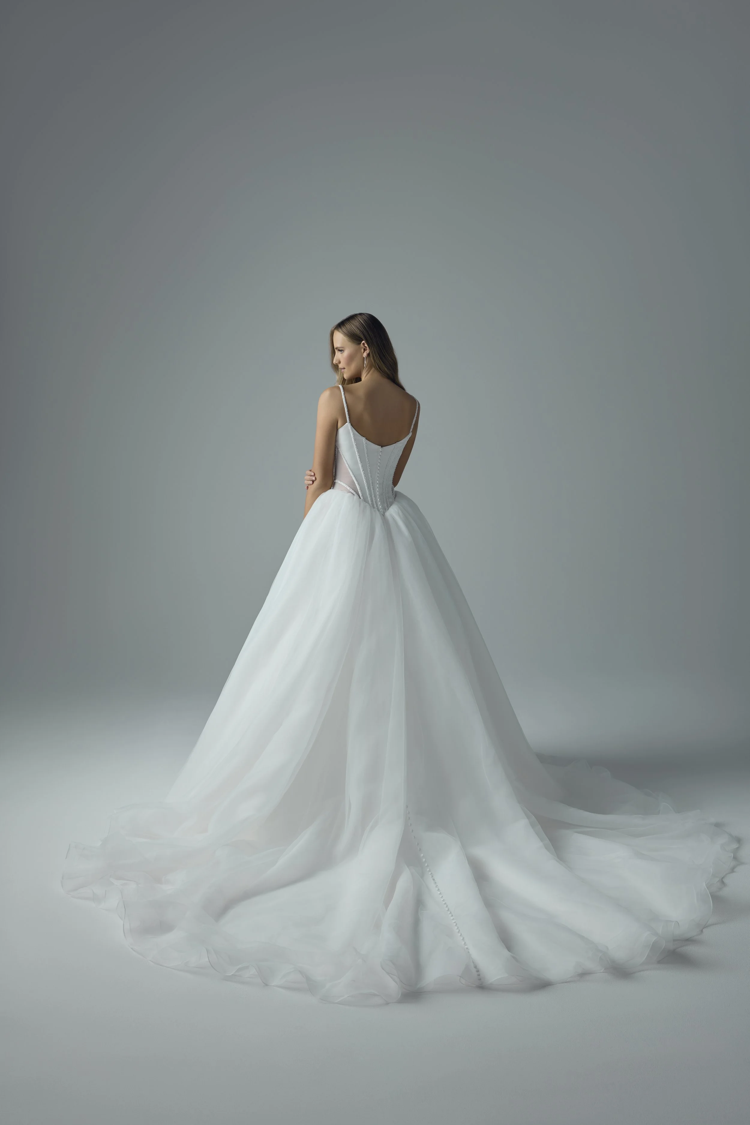 Amalia Y3231 FullBack.jpg