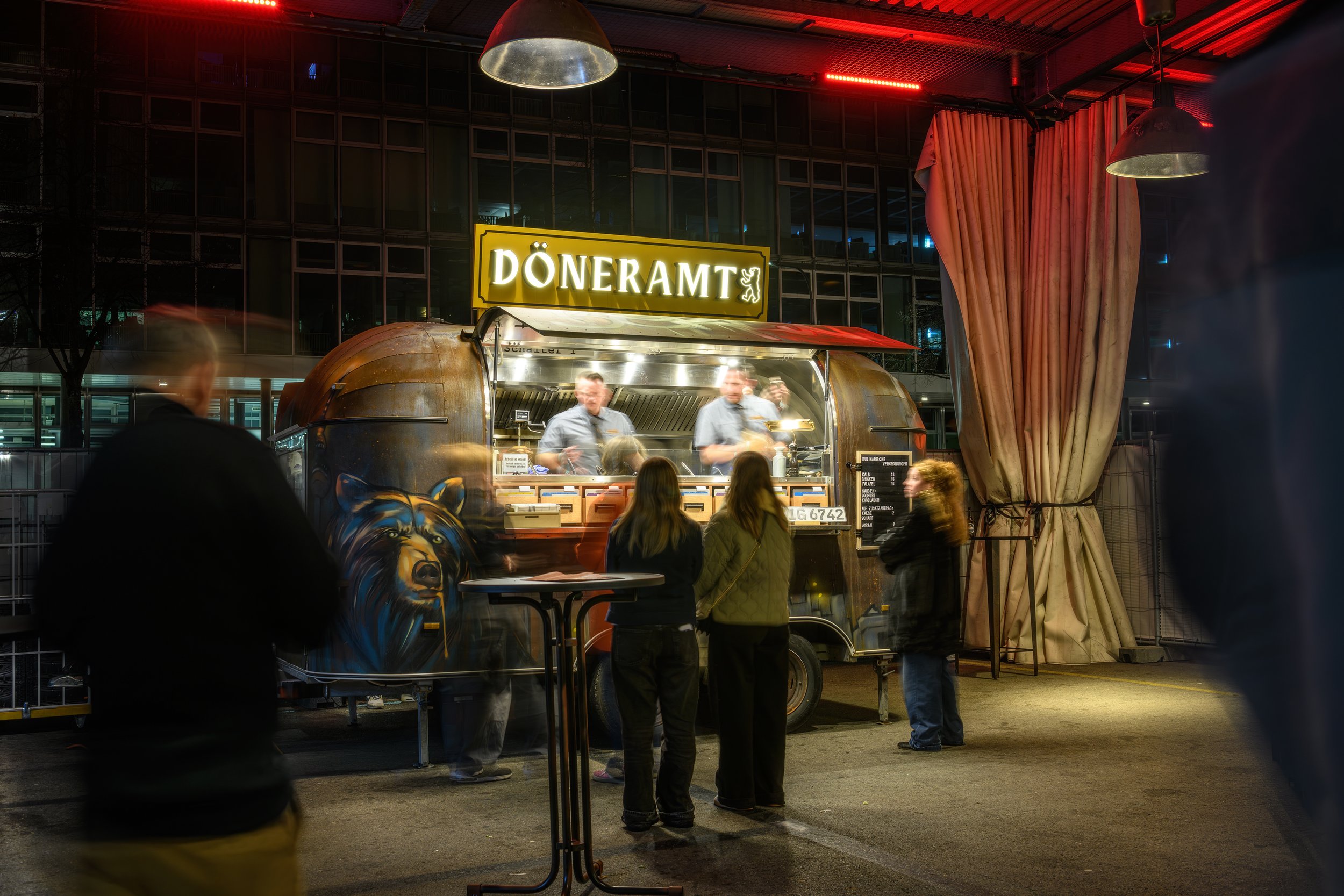 Döneramt_in action.jpg