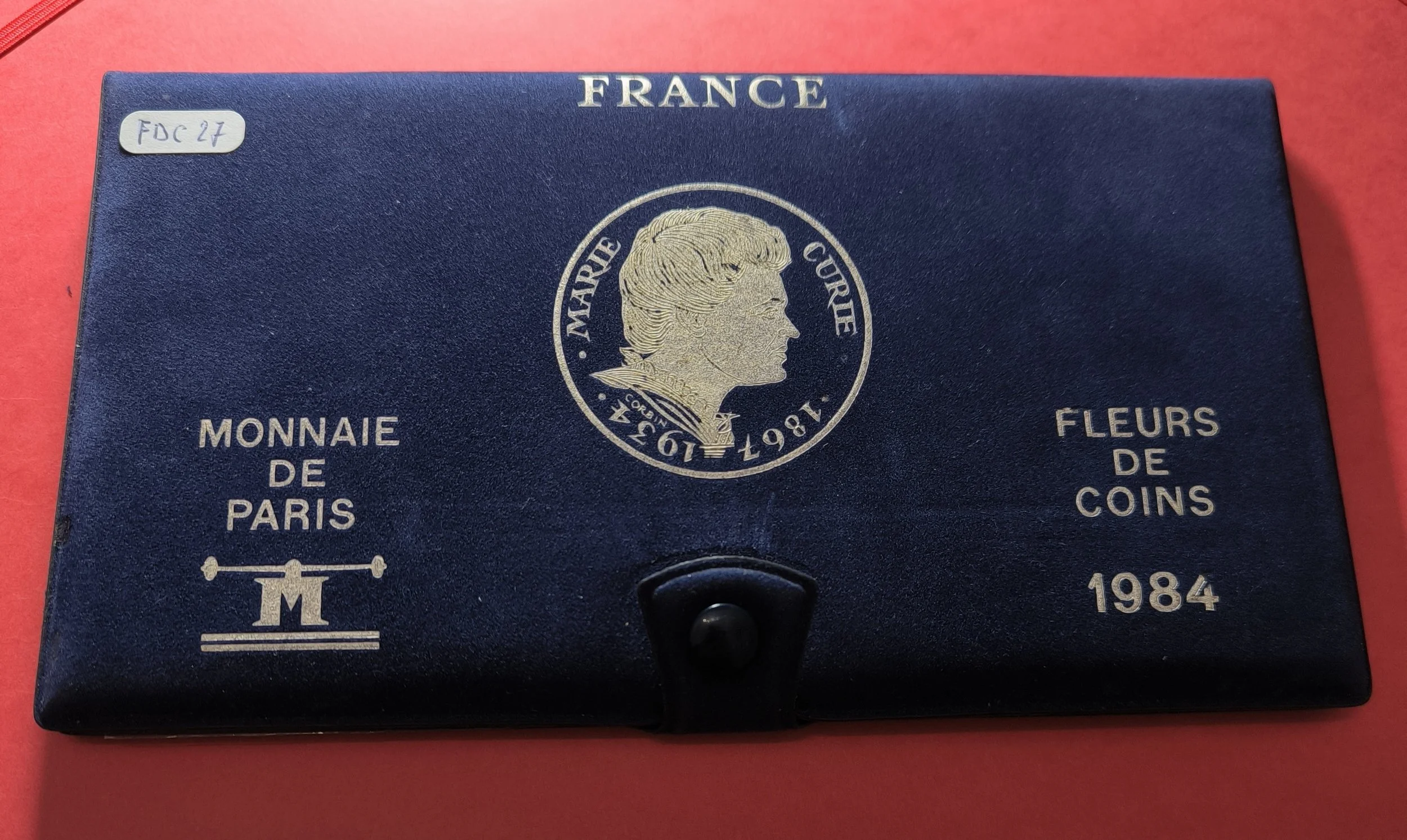 COFFRET FDC 1984 MONNAIE DE PARIS SANS LA JAQUETTE BLANCHE