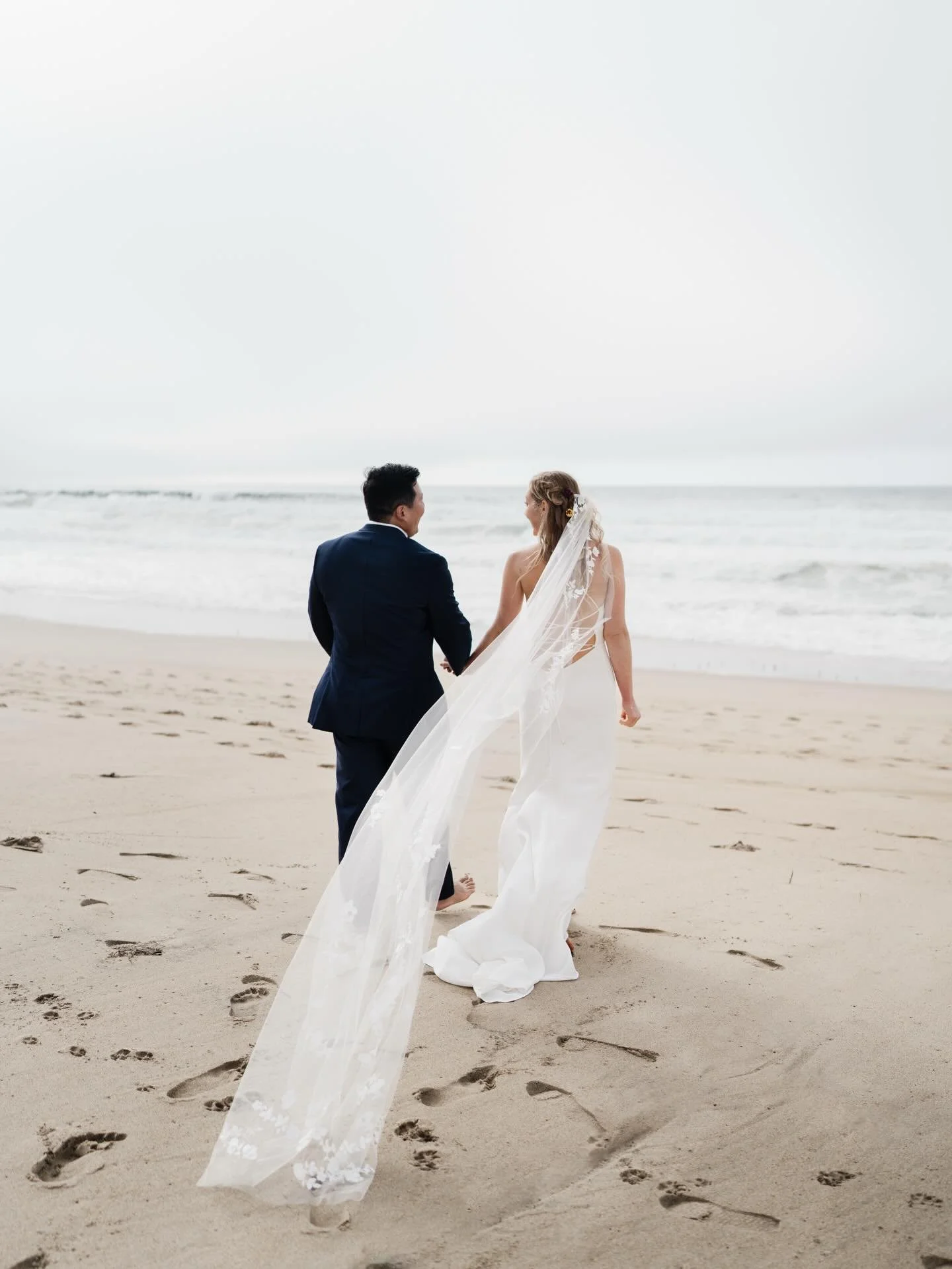 Barefoot vows, ocean air, and a day that unfolded exactly as it should.
A quiet kind of magic by the sea.

Congratulations to J&amp;J 

Wedding Planner:&nbsp; @corkandvows &nbsp;
Venue: @sanctuarybeachresort
Florals:&nbsp; @dahliasanddetails
Photogra