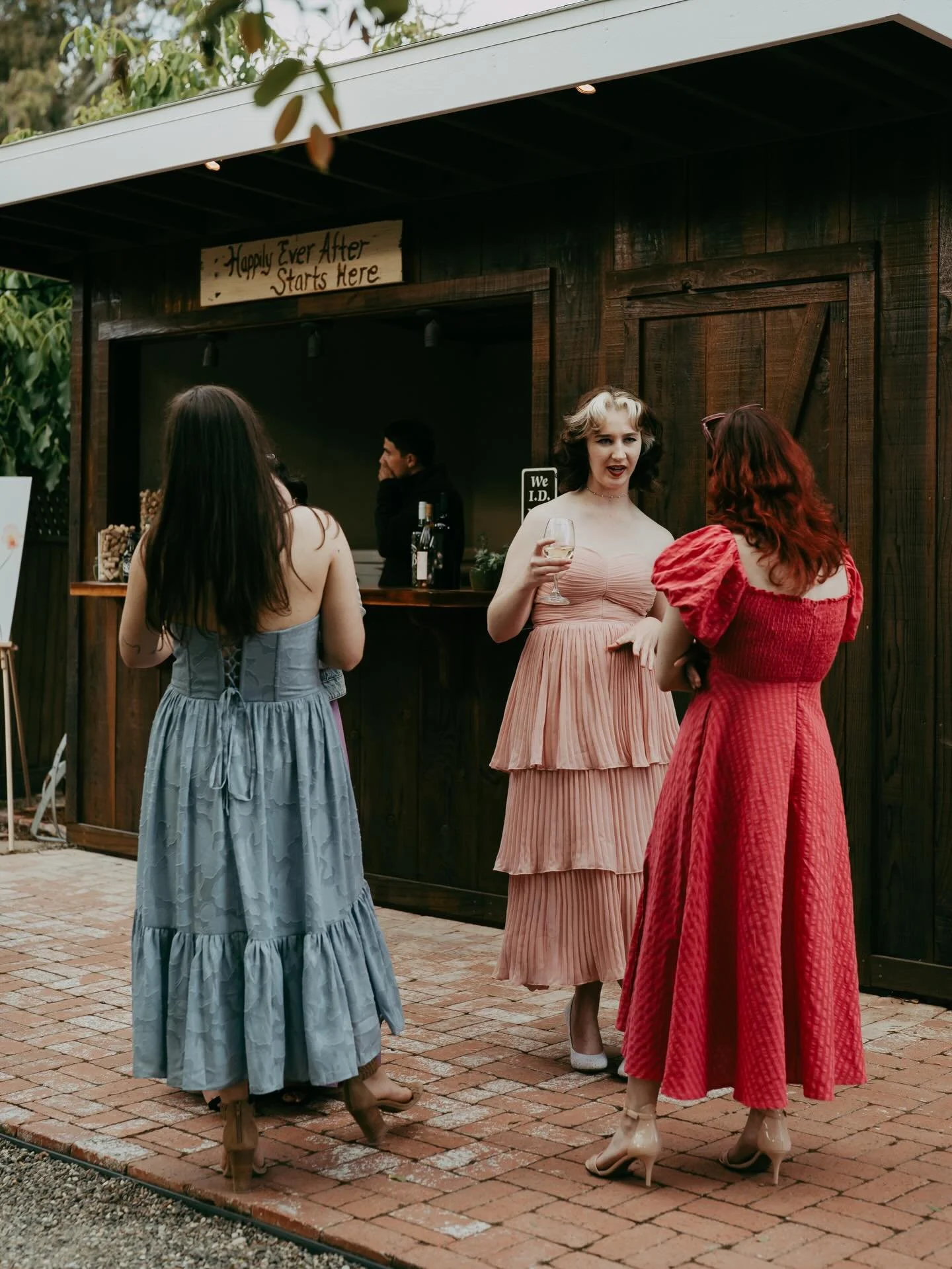 An elegant garden wedding in San Luis Obispo.

Soft light through the trees, beautiful florals, and a couple who were nothing but kind from the very first moment we met. Photographing a day like this felt effortless and full of heart.

Venue: @thegar