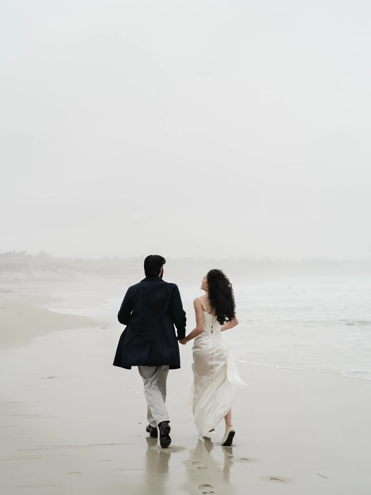 Part 1 of this beautiful proposal!

Riz and Kelly in Carmel, wrapped in that soft coastal fog that makes everything feel a little quieter, a little closer 🤍
Overcast days do not take away the magic, they create it. The light softens, the colors deep