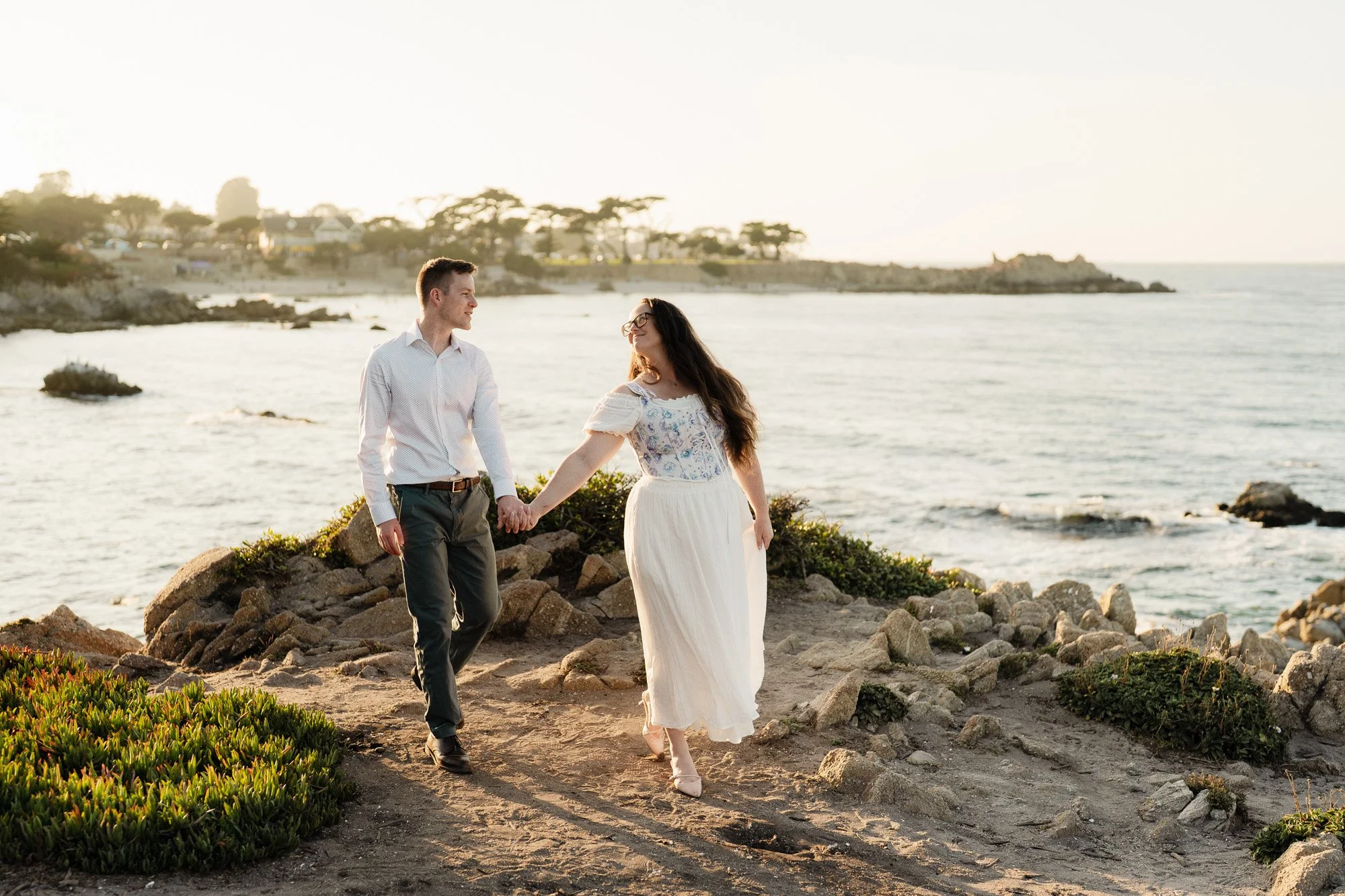Engagement photographer in Monterey