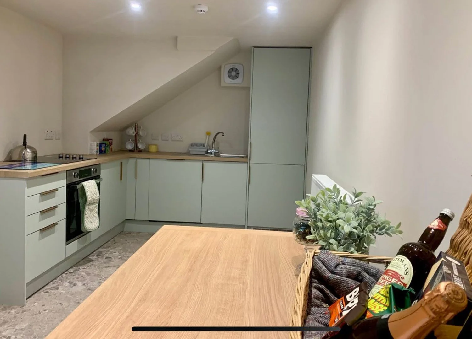 Fitted kitchen- Douglas and Hardie Joinery - Scottish Borders