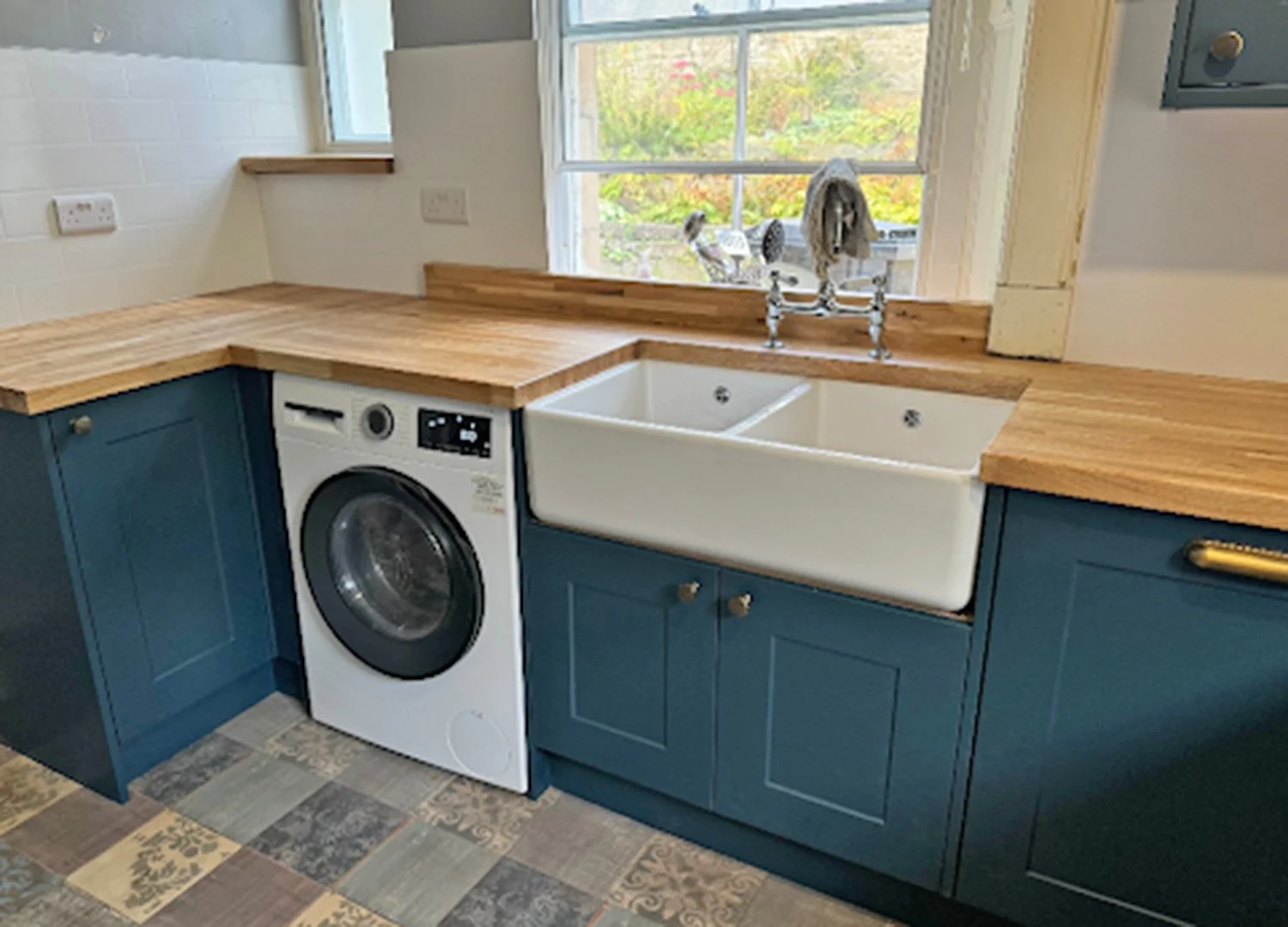 Fitted kitchen- Douglas and Hardie Joinery - Scottish Borders
