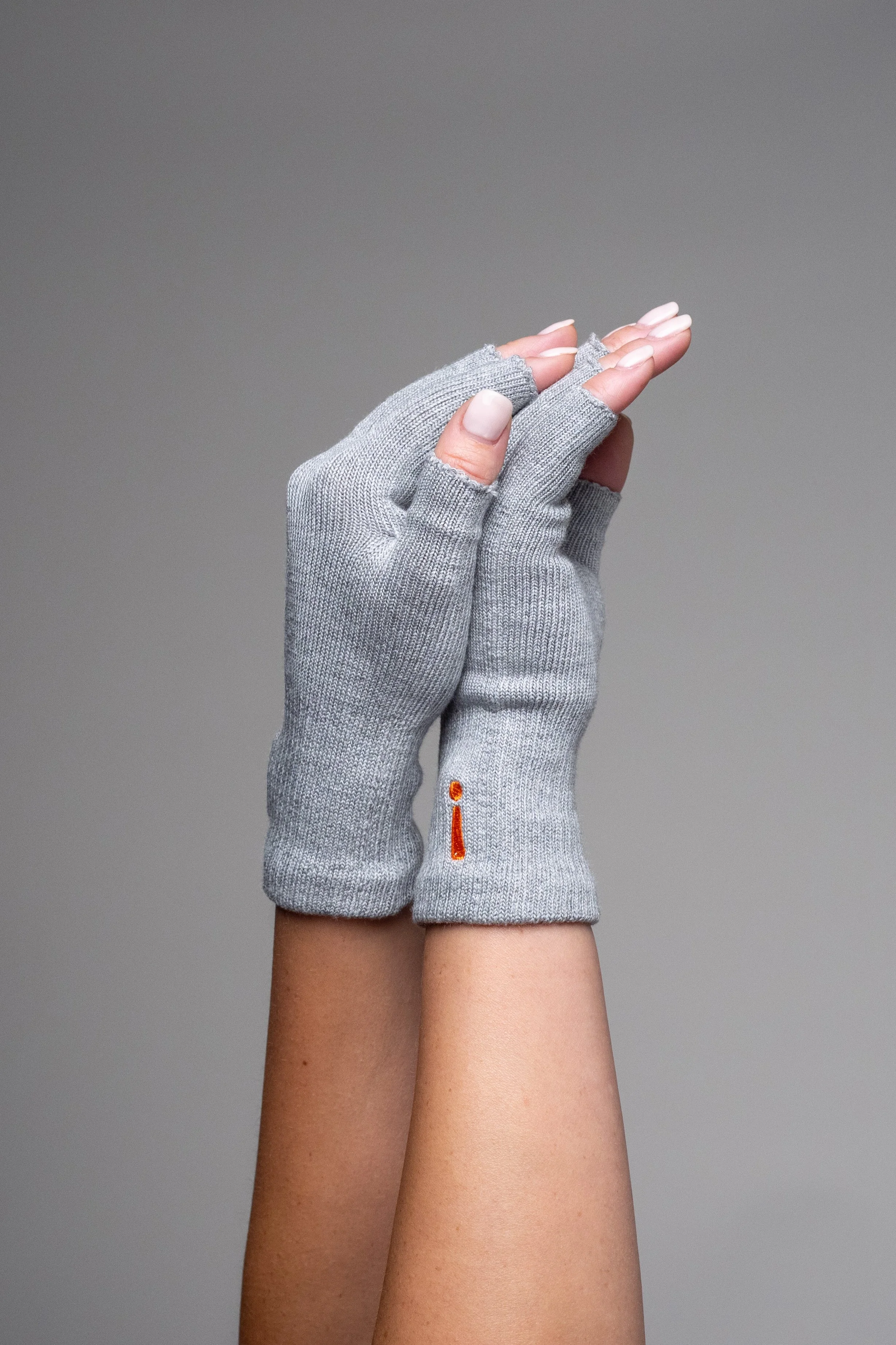 Glove_3.jpg