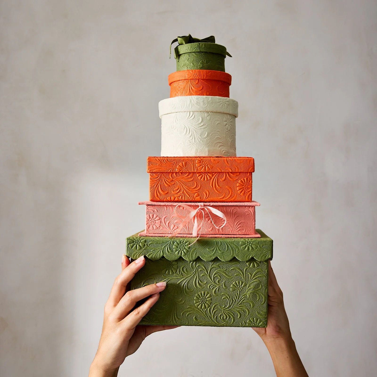 From Hands to Haute: Artisan Boxes as Timeless Style