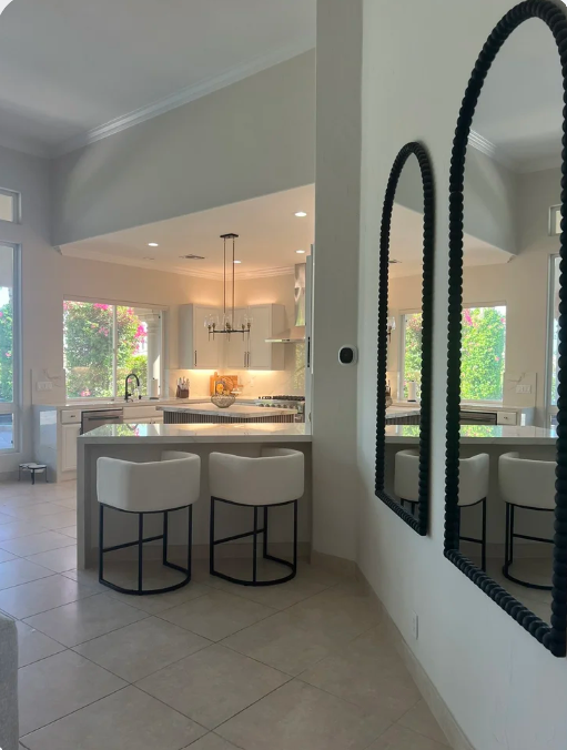 Kitchen Mirror Angel Pic - final.png