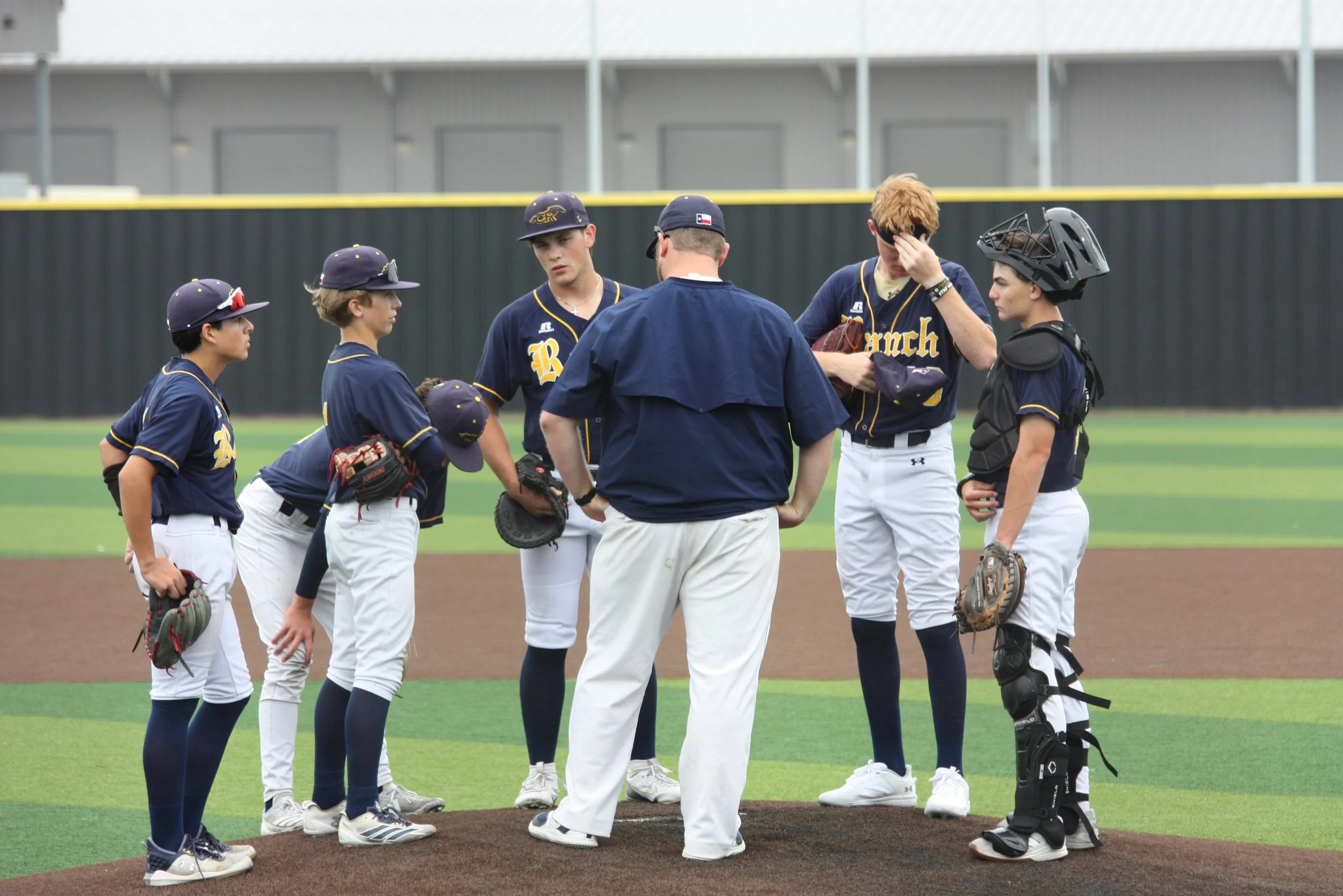 Empowering Young Athletes: The SPAN Athletics Approach to Performance Mindset and Nutrition