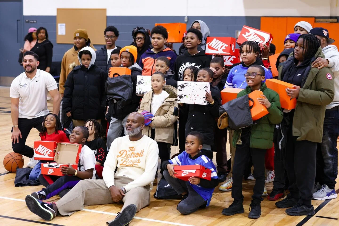 Swipe to see the impact 👉 From lacing up new shoes to sharing smiles, Kicks for Kids in Detroit was a day to remember. 70 pairs of shoes given to kids from Detroit Boys Mentoring Club and Detroit Power Girls, and countless moments of joy. ✨👟

A big