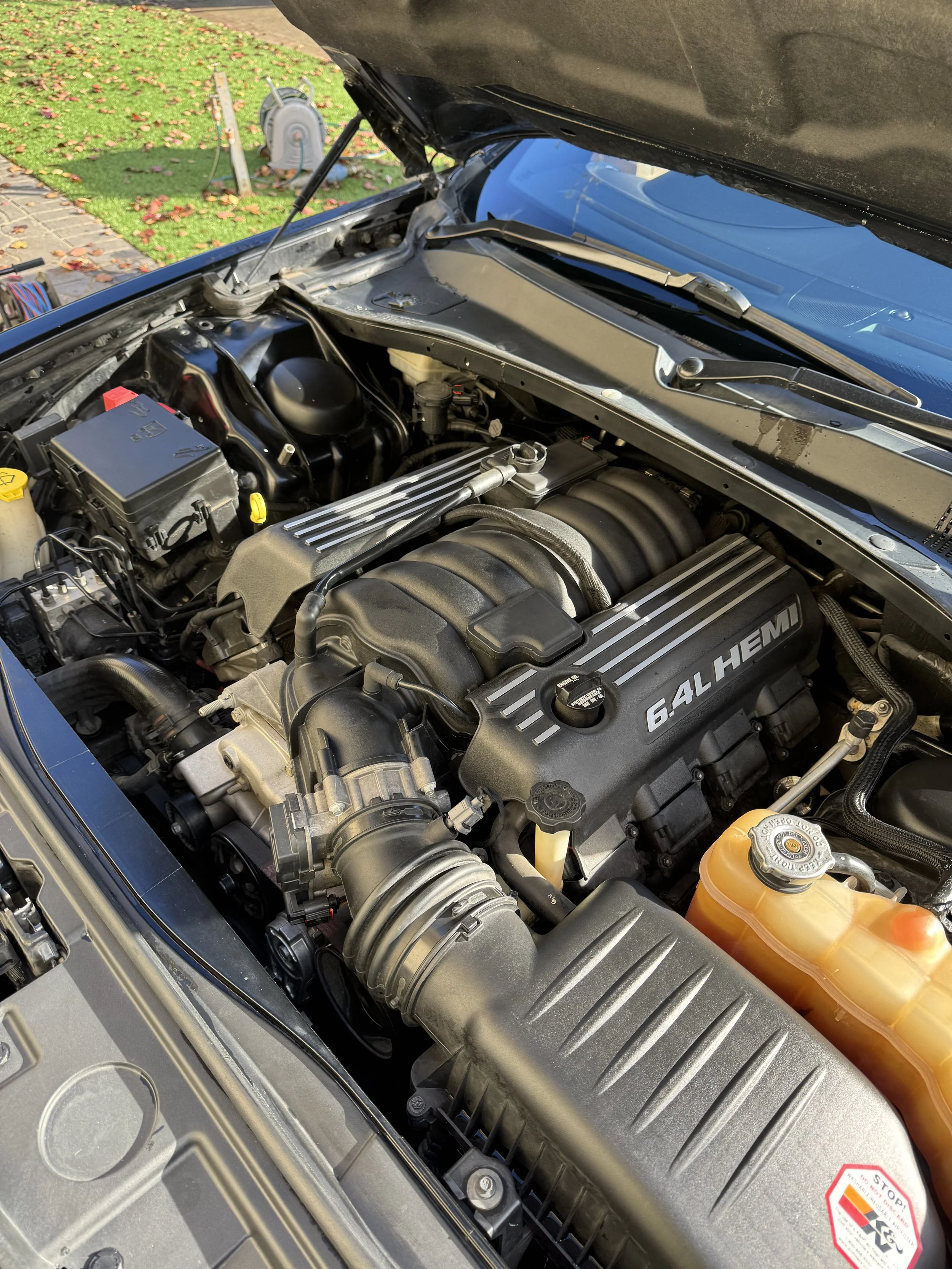 6.4L SRT engine bay detail