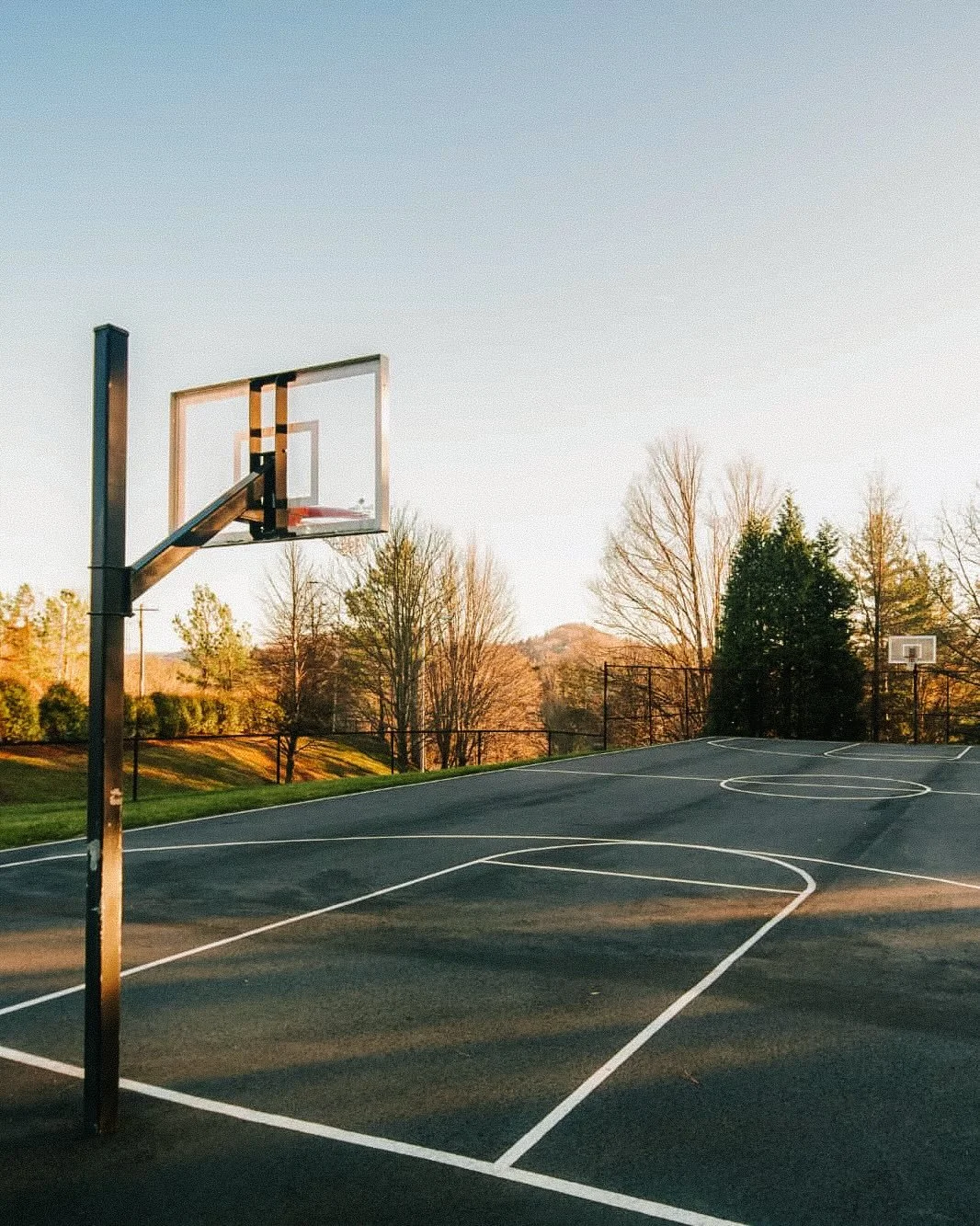 March Madness might be over, but it's never too late to be active and get out on one of our 3 courts: basketball 🏀, volleyball 🏐, and pickleball! SIGN UP FOR OUR PICKLEBALL TOURNAMENT ENDS 4/14! More beginner teams needed! Check out the link in our