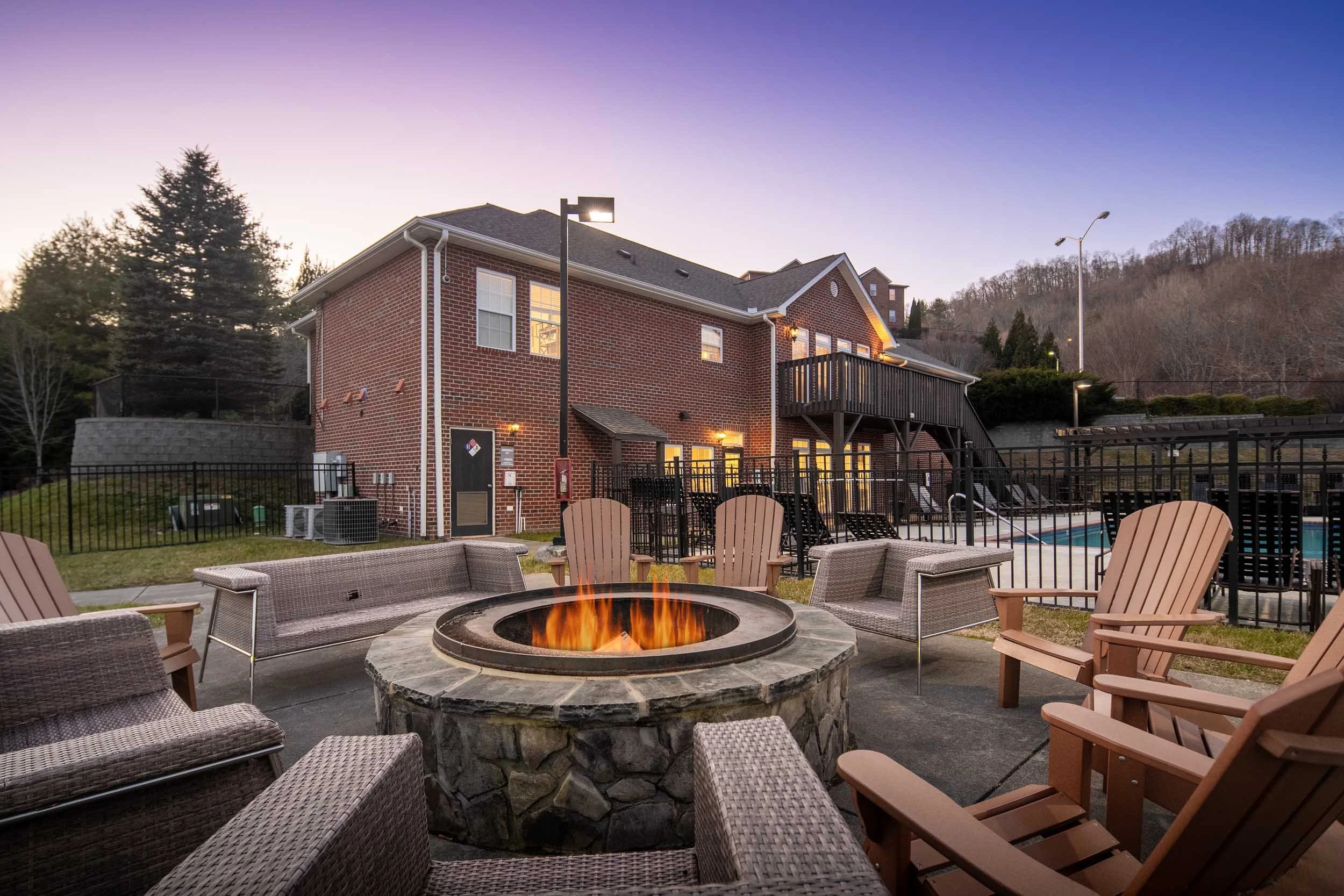 Mountaineer Village | Student Apartments in Boone, NC near App State | Fire Pit