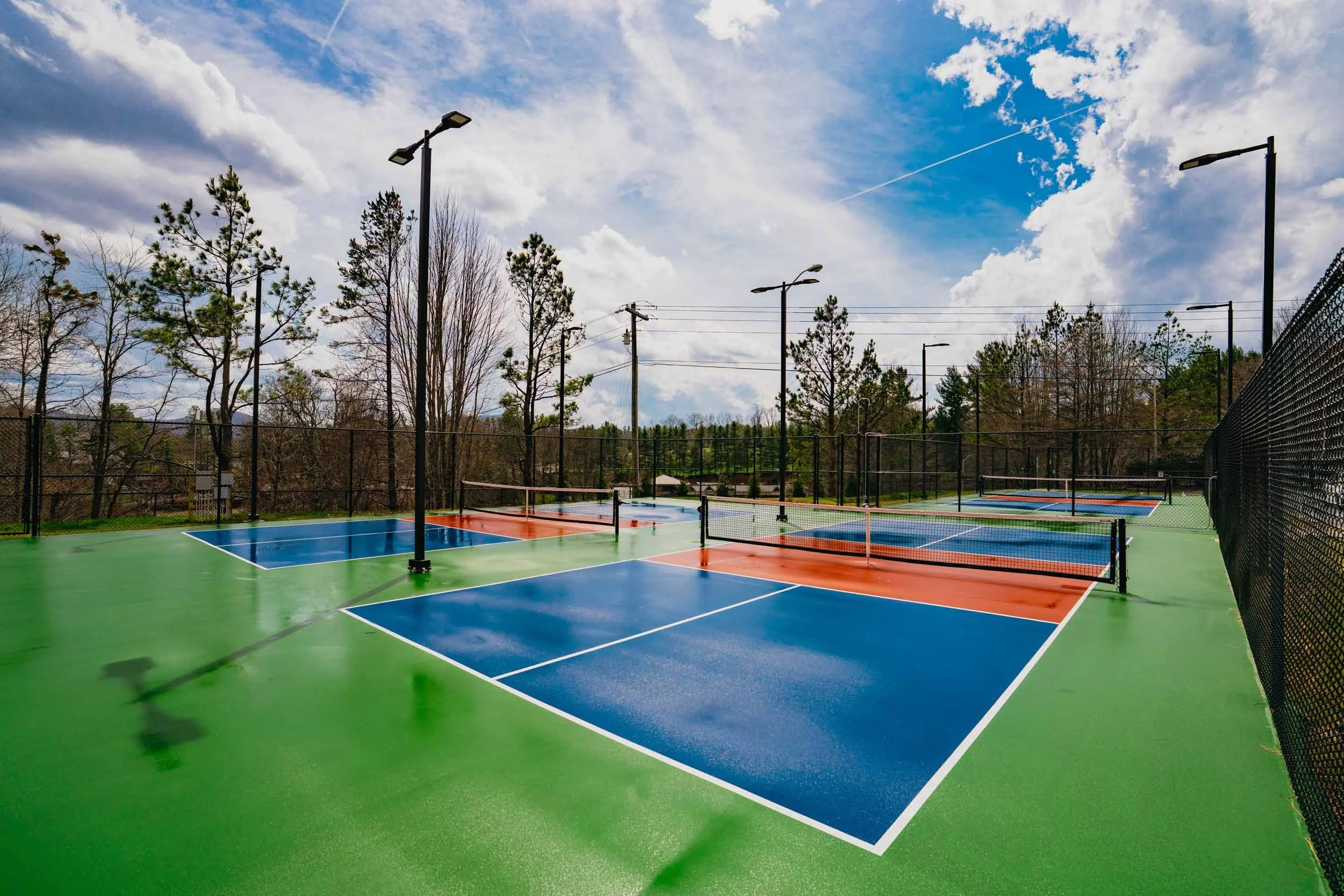 Mountaineer Village | Student Apartments in Boone, NC near App State | Pickleball Courts