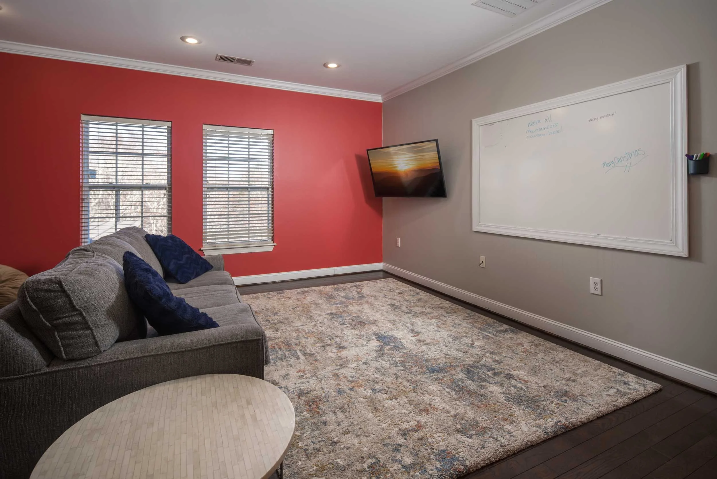 Mountaineer Village | Student Apartments in Boone, NC near App State | Clubhouse and Resident Lounge