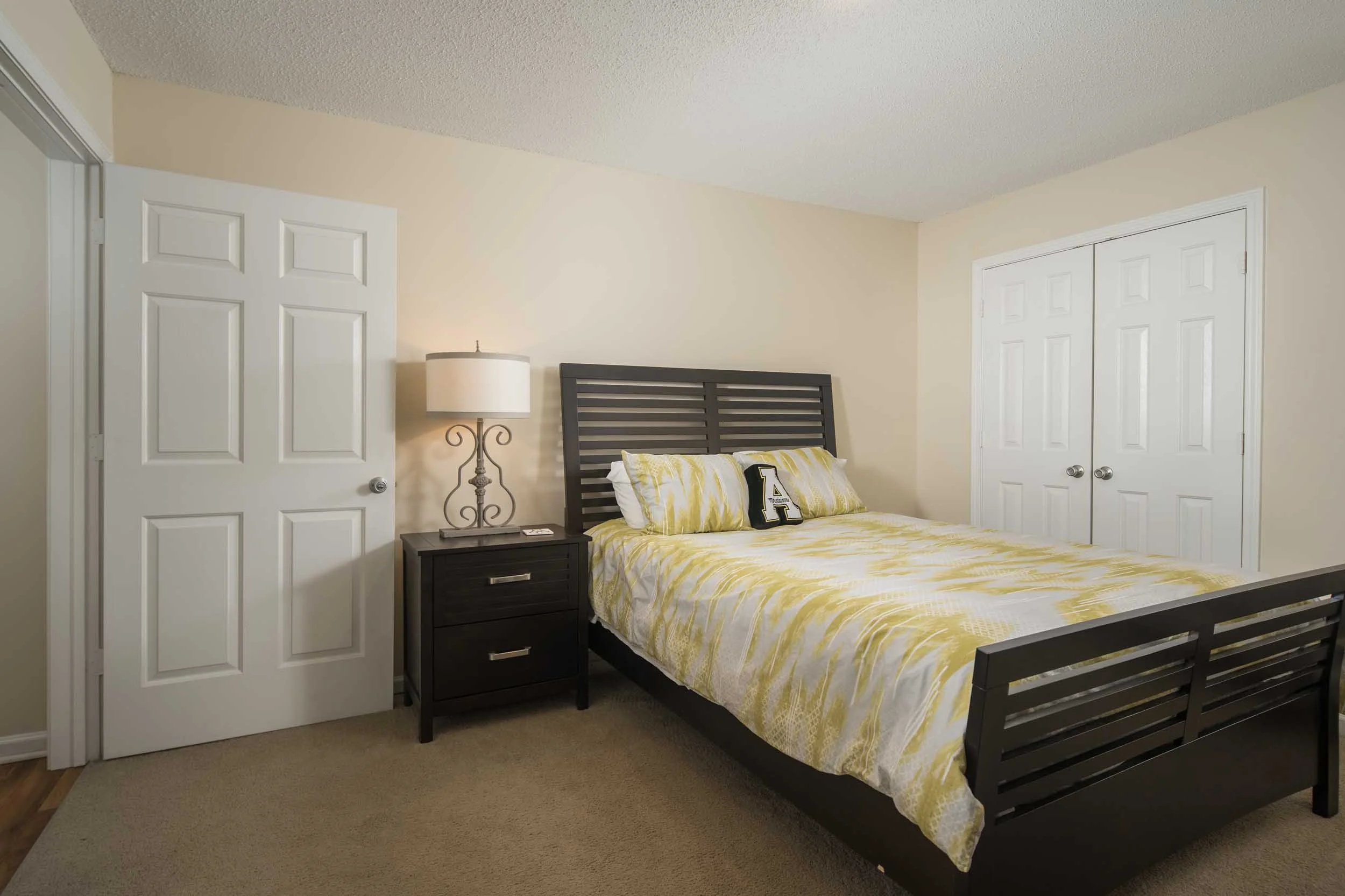 Mountaineer Village | Student Apartments in Boone, NC near App State | Bedroom