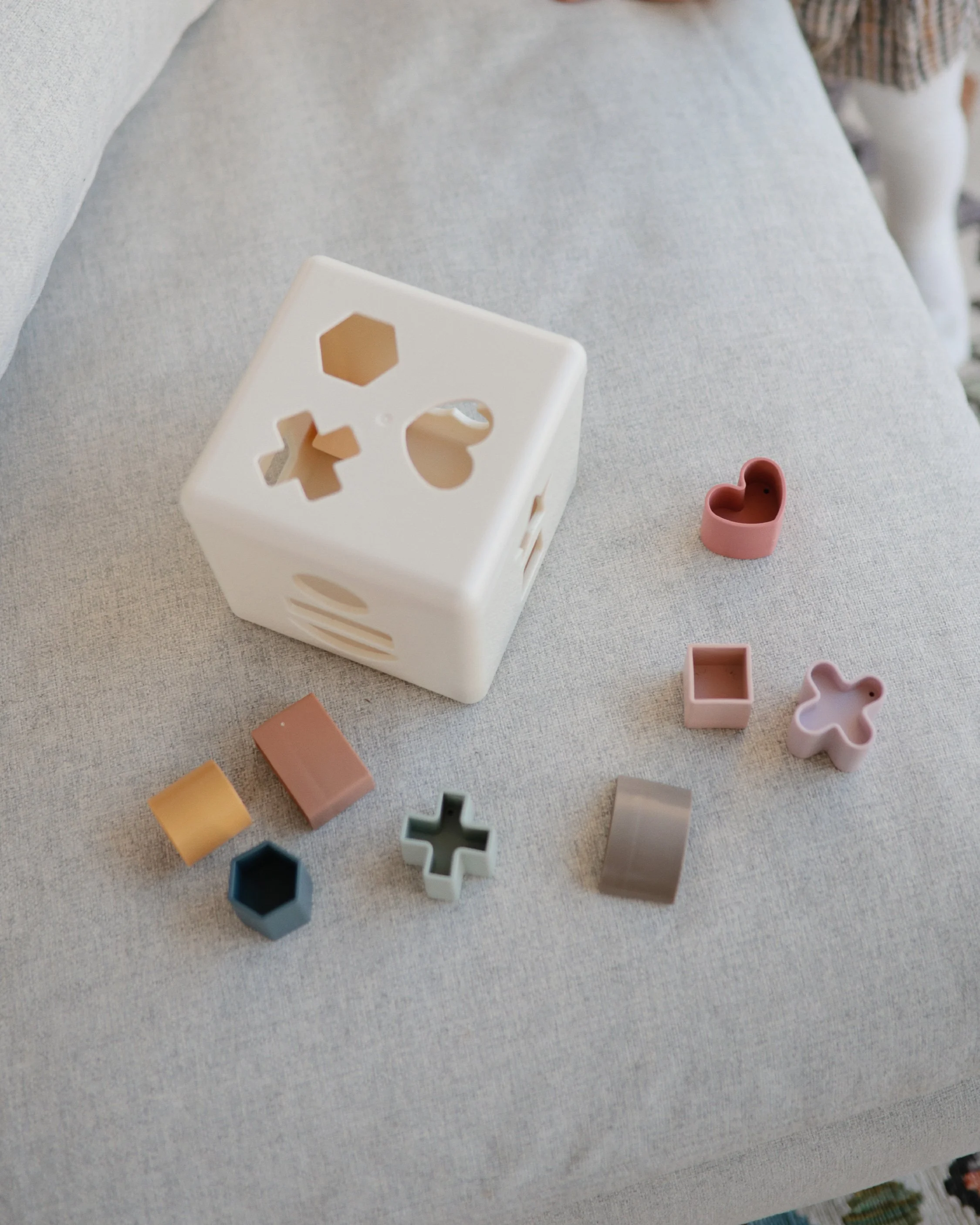 Shape Sorting Box_Original - 002.jpg