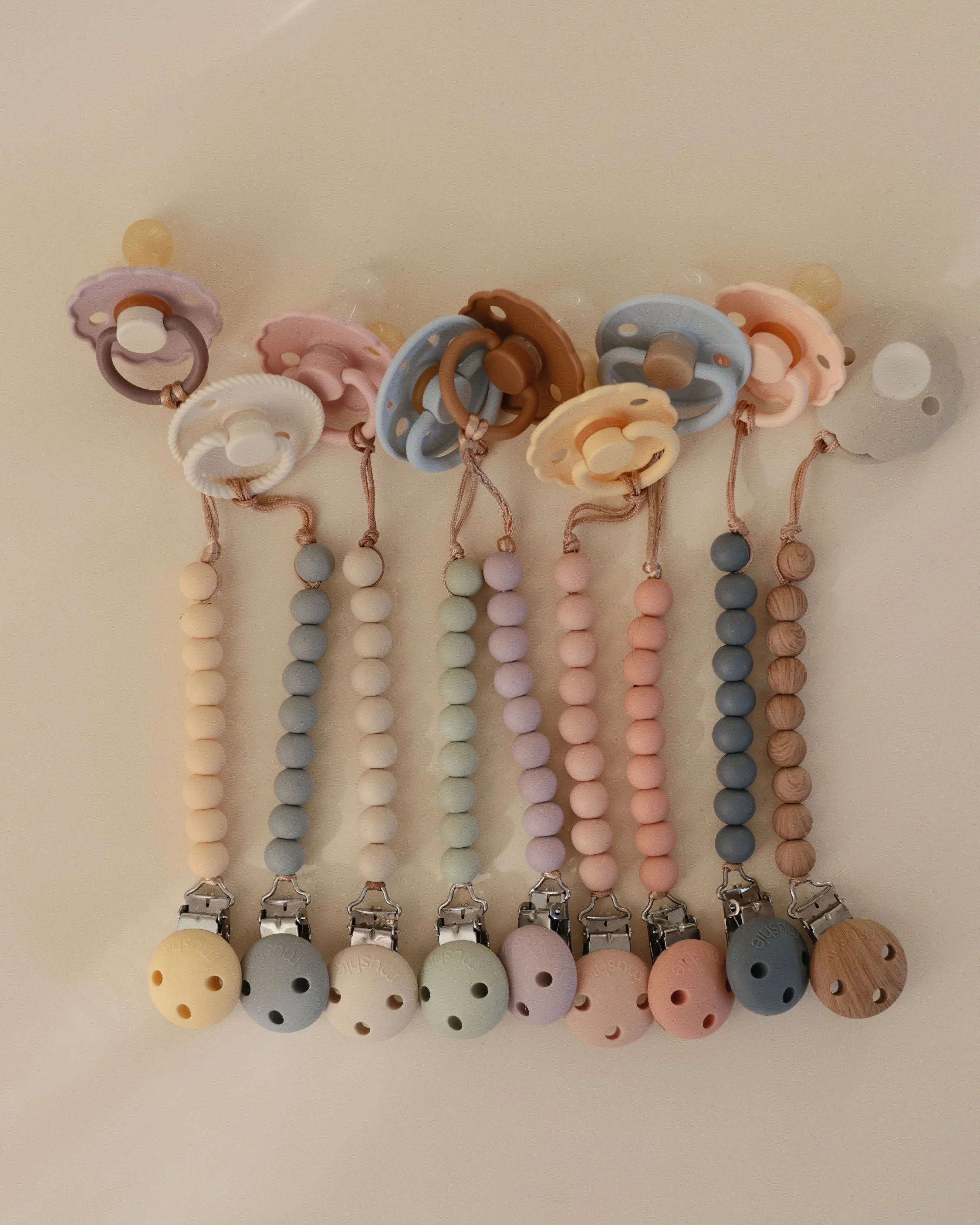Silicone Pacifier Clip_015.jpg
