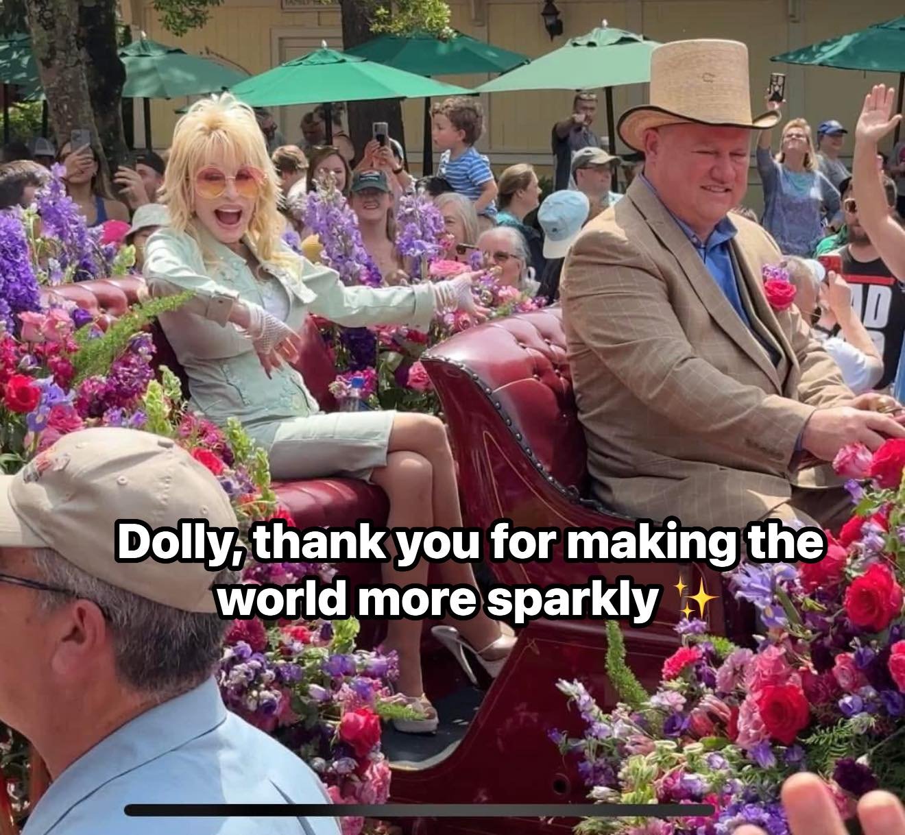 What an absolute icon. 💗

Dolly Parton showed generations of women that you could be kind, feminine, funny, generous, completely yourself AND one hell of a businesswoman.

She built an empire without ever losing sight of where she came from,l and us