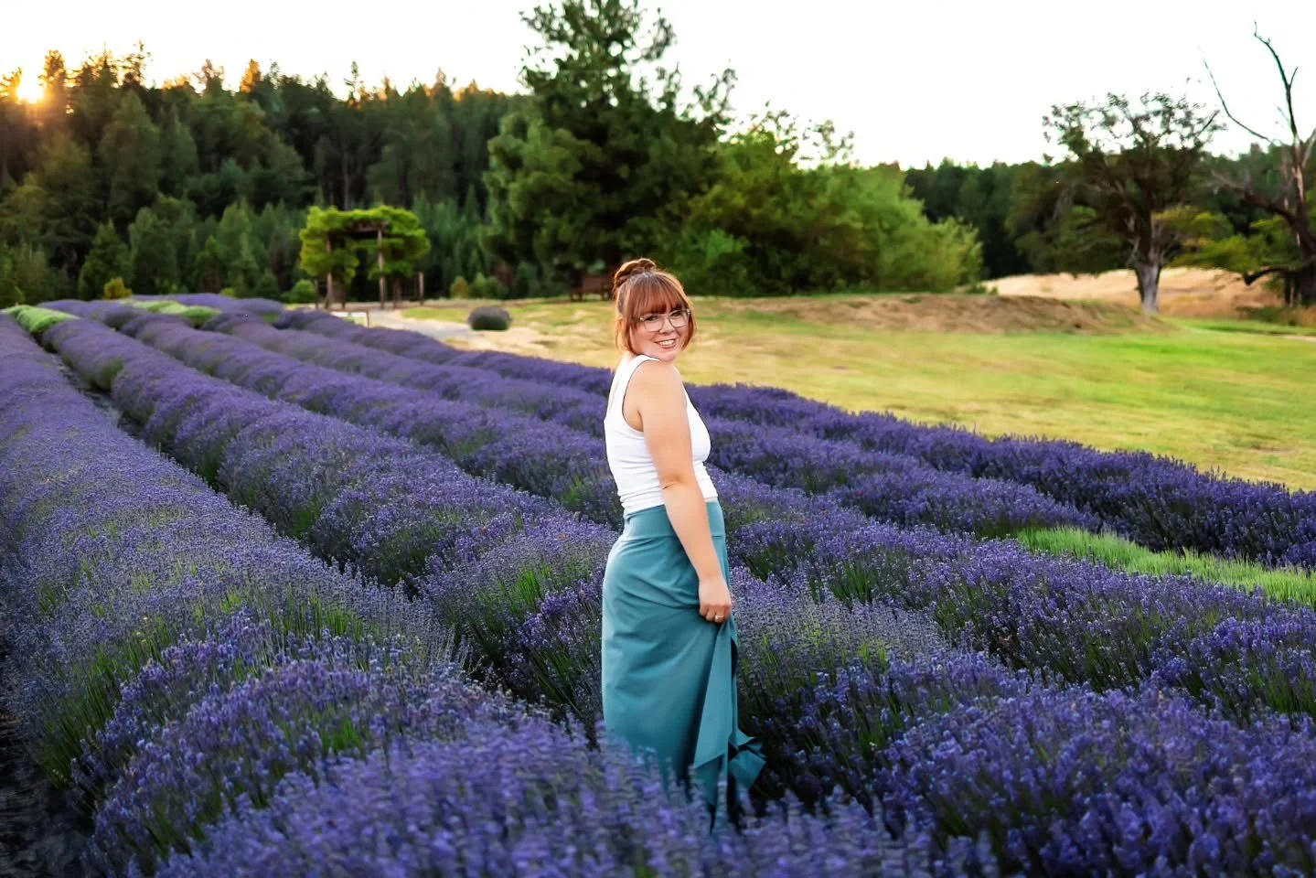 Hi, I'm Chelsey Giddings! I'm the owner and creator of Gidding Creative. 😊 Get ready, because I'm rebranding and things are going to be picking up around here!
I've recently decided to follow my dreams and I'm going to bring you all along for the