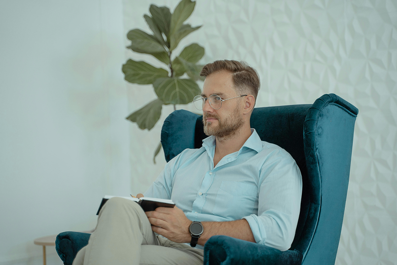 Therapy for Chronic People Pleasing Irvine CA