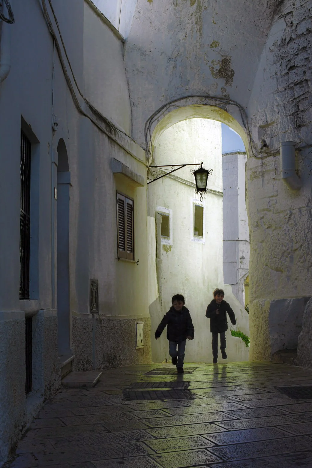 Hurrying-Puglia Italy_4819_3.jpg