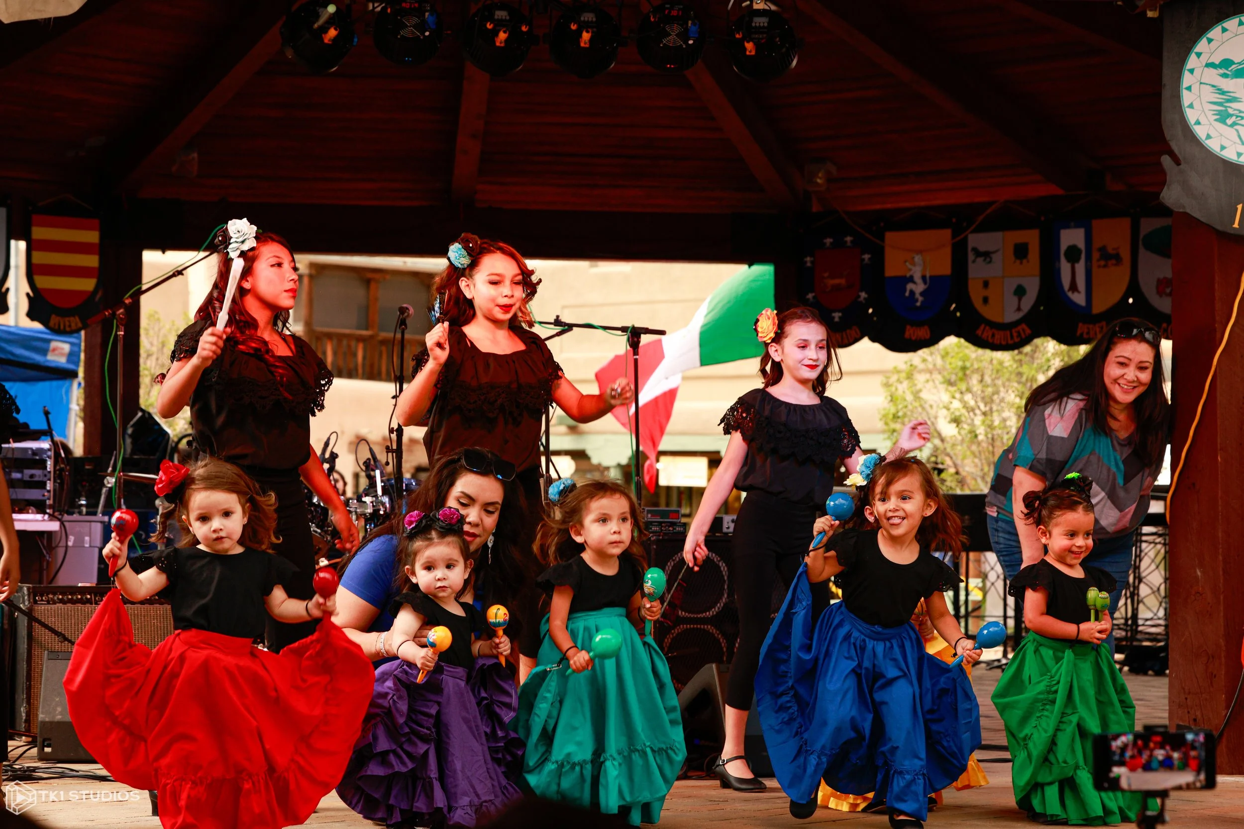 Mini Dancers-3.jpg