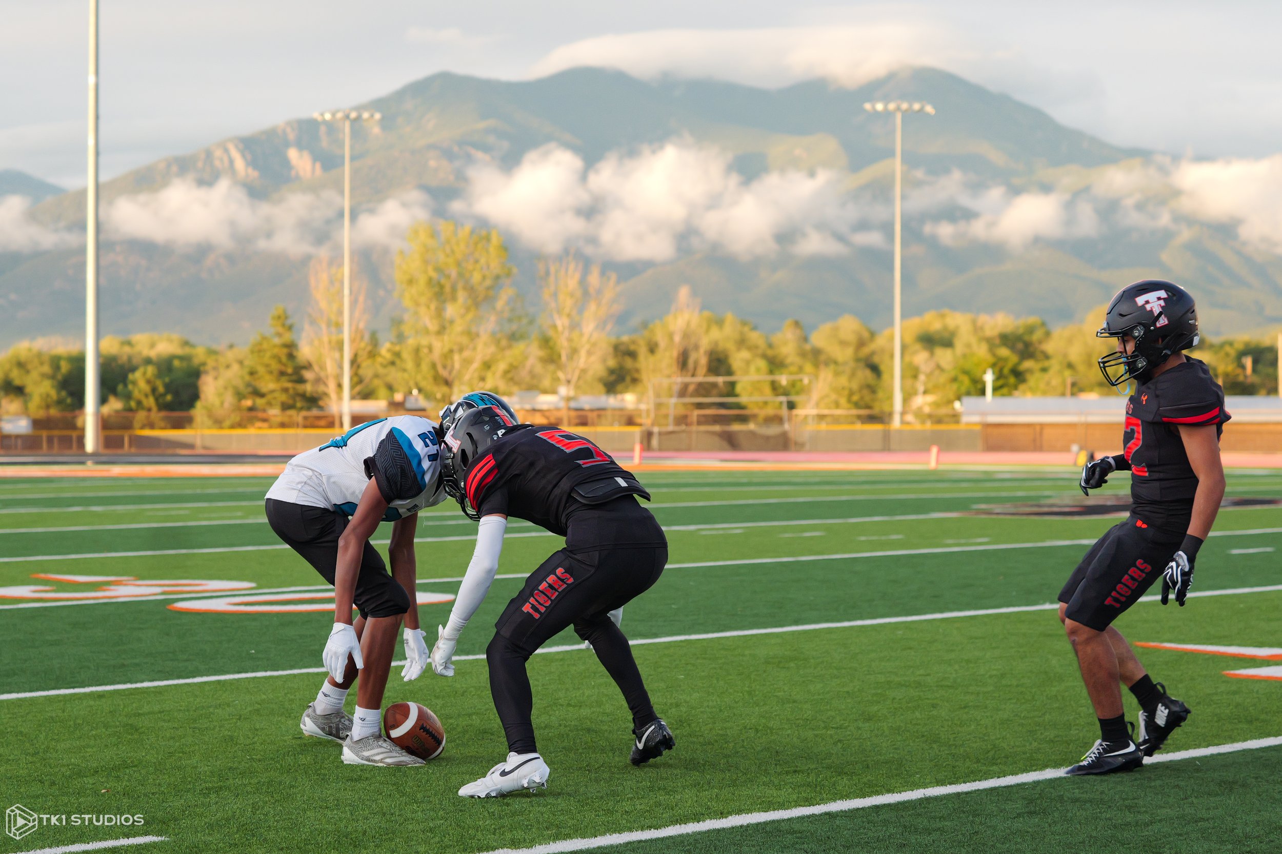 Homecoming Game-10.jpg