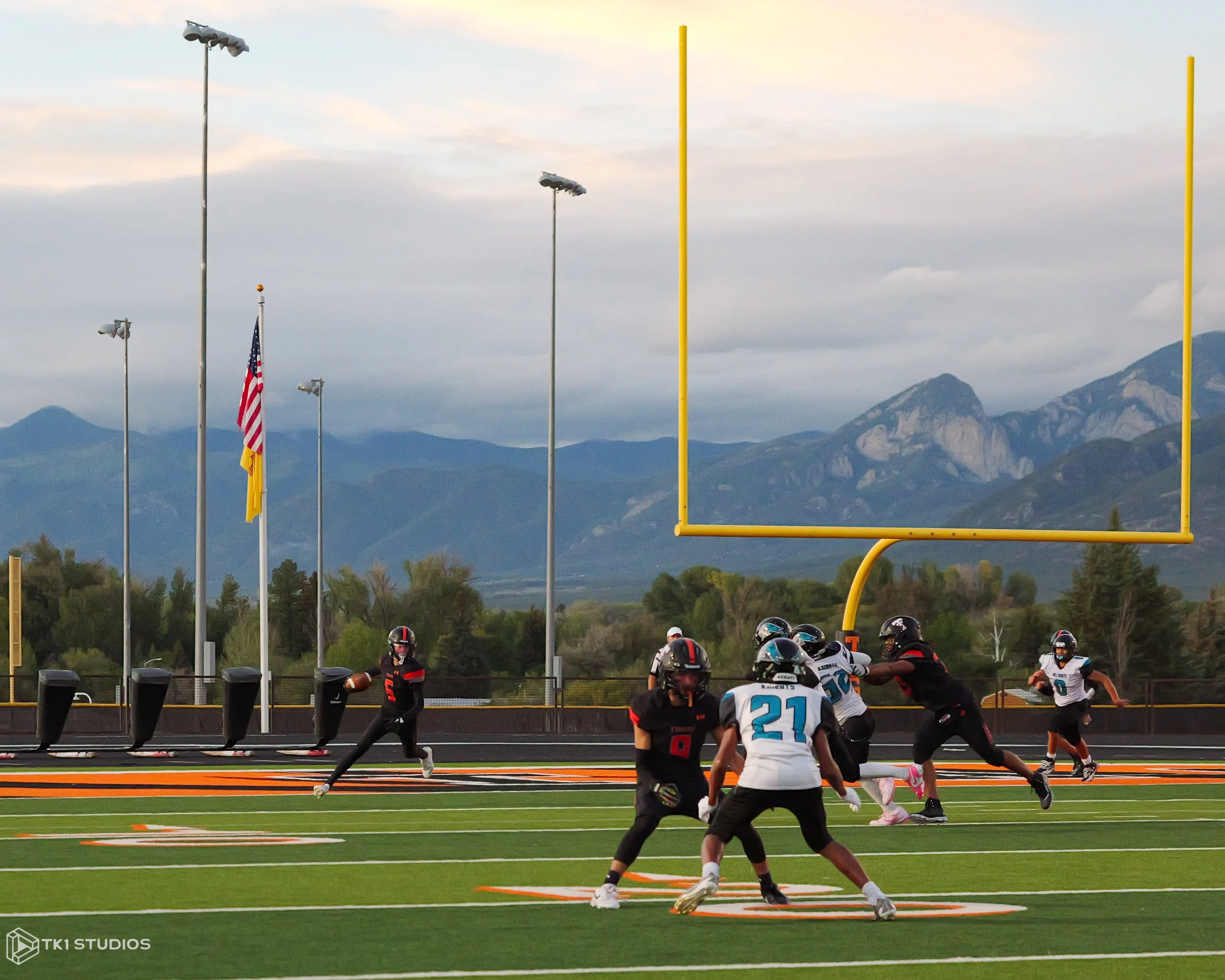 Homecoming Game-16.jpg