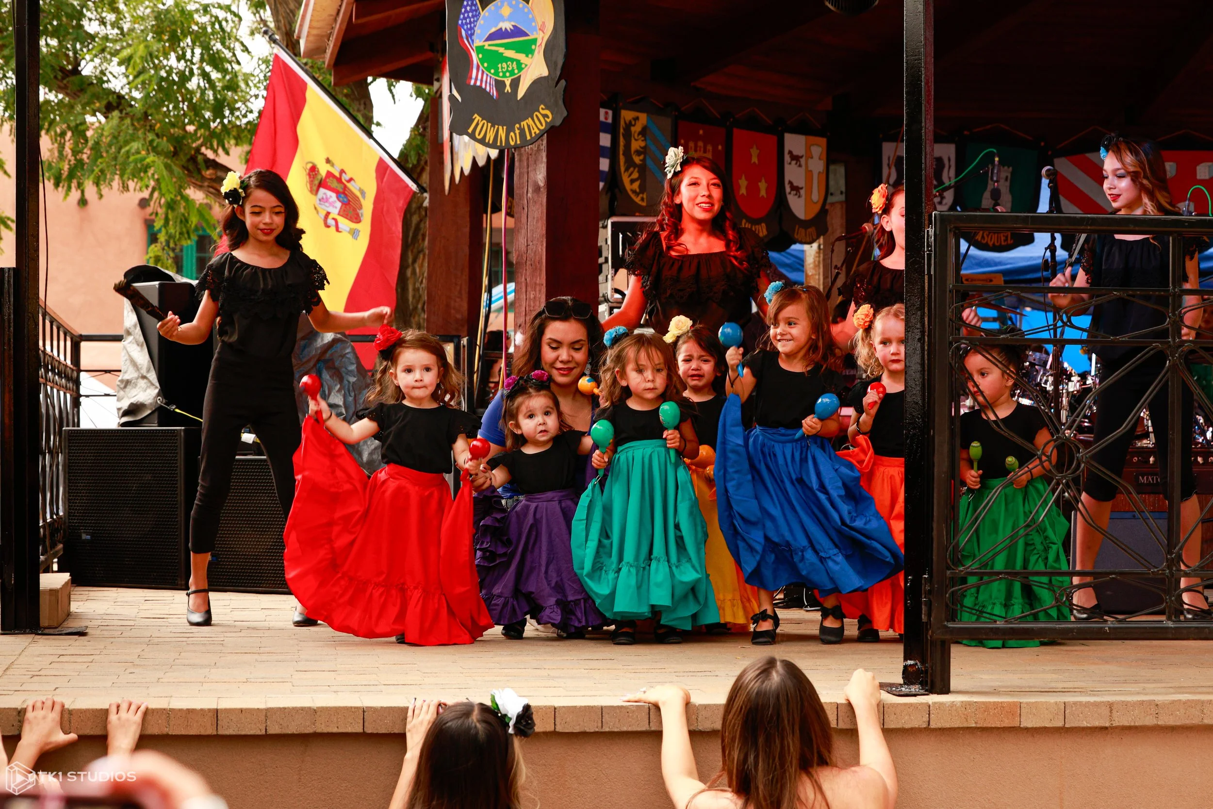 Mini Dancers-1.jpg