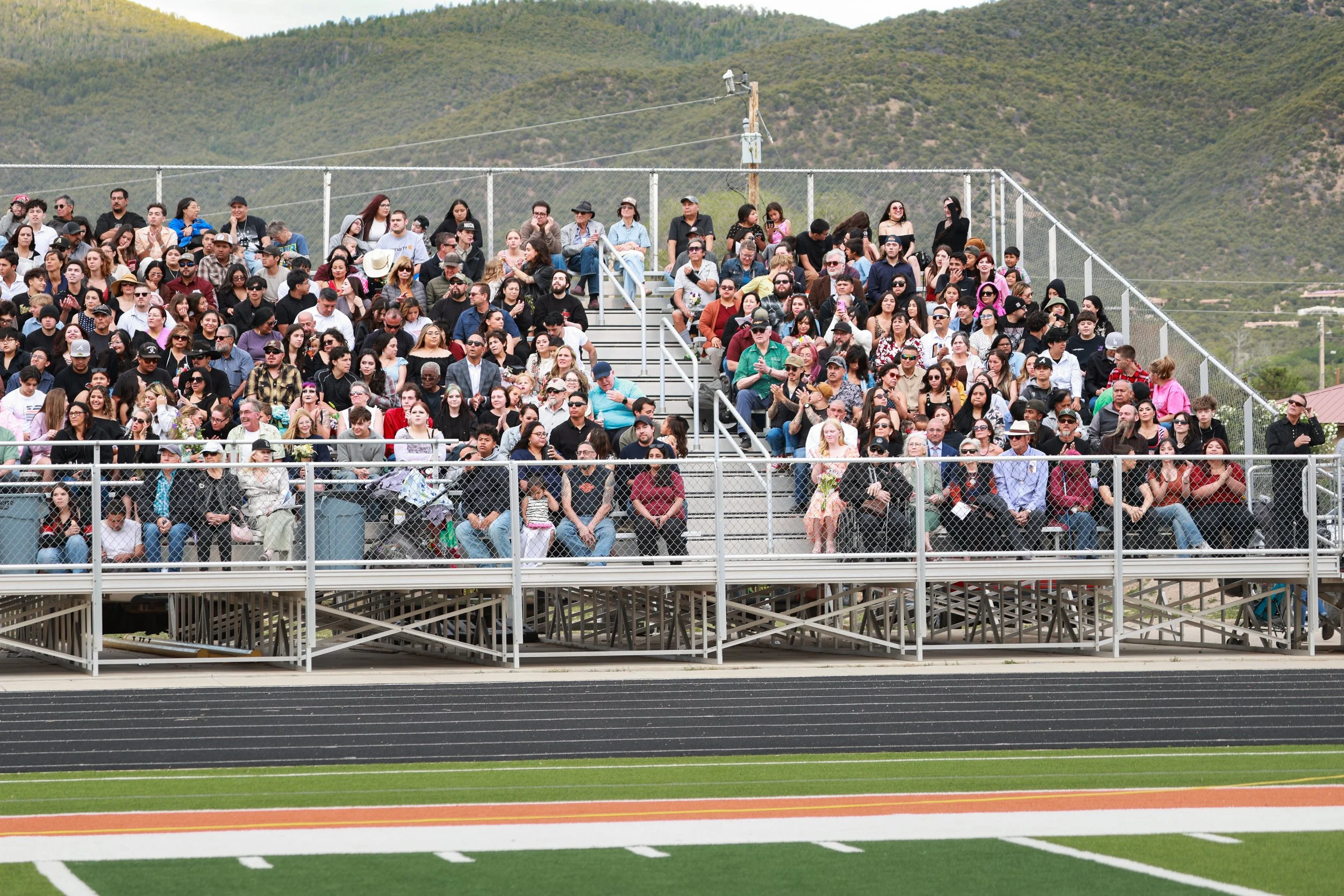 Crowd-3.jpg